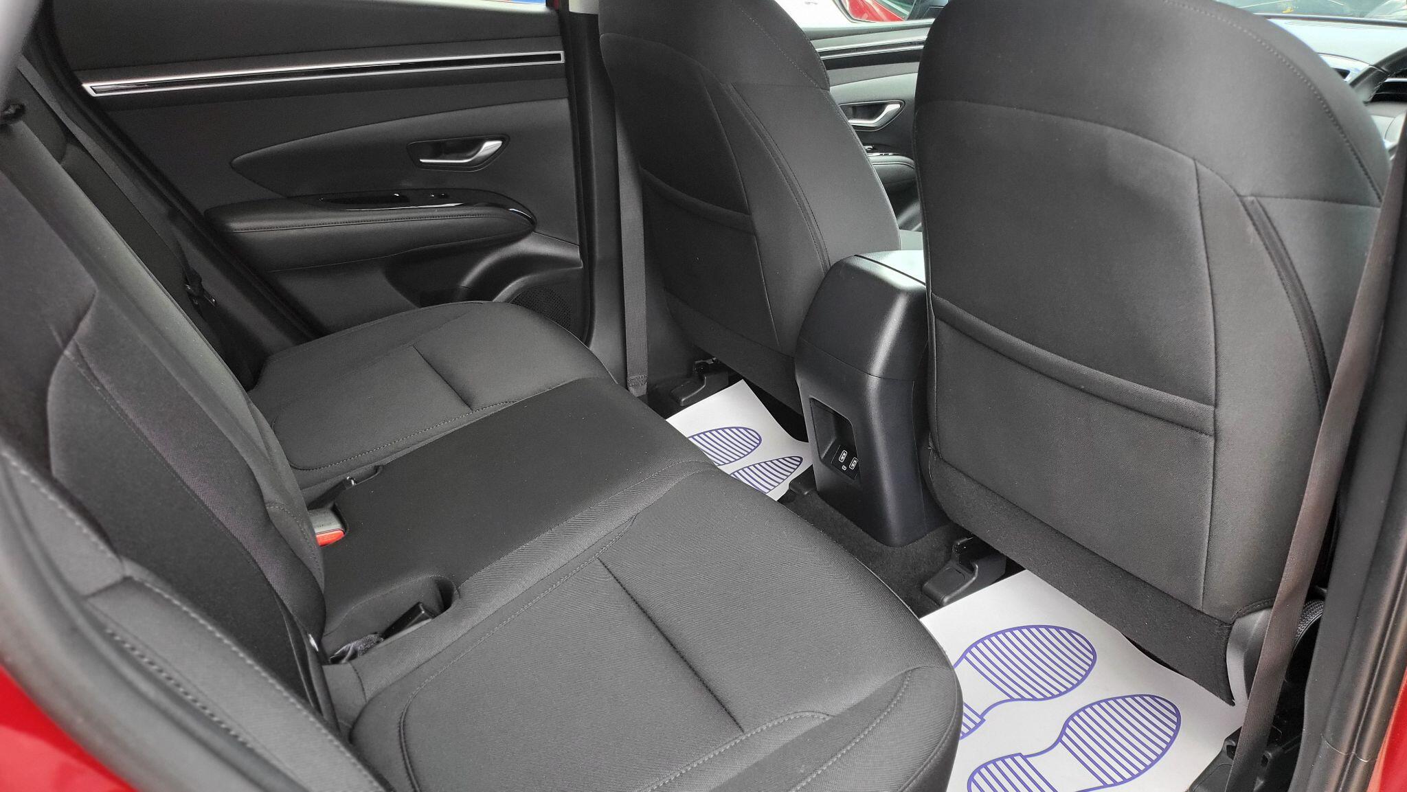 Hyundai Tucson view 21