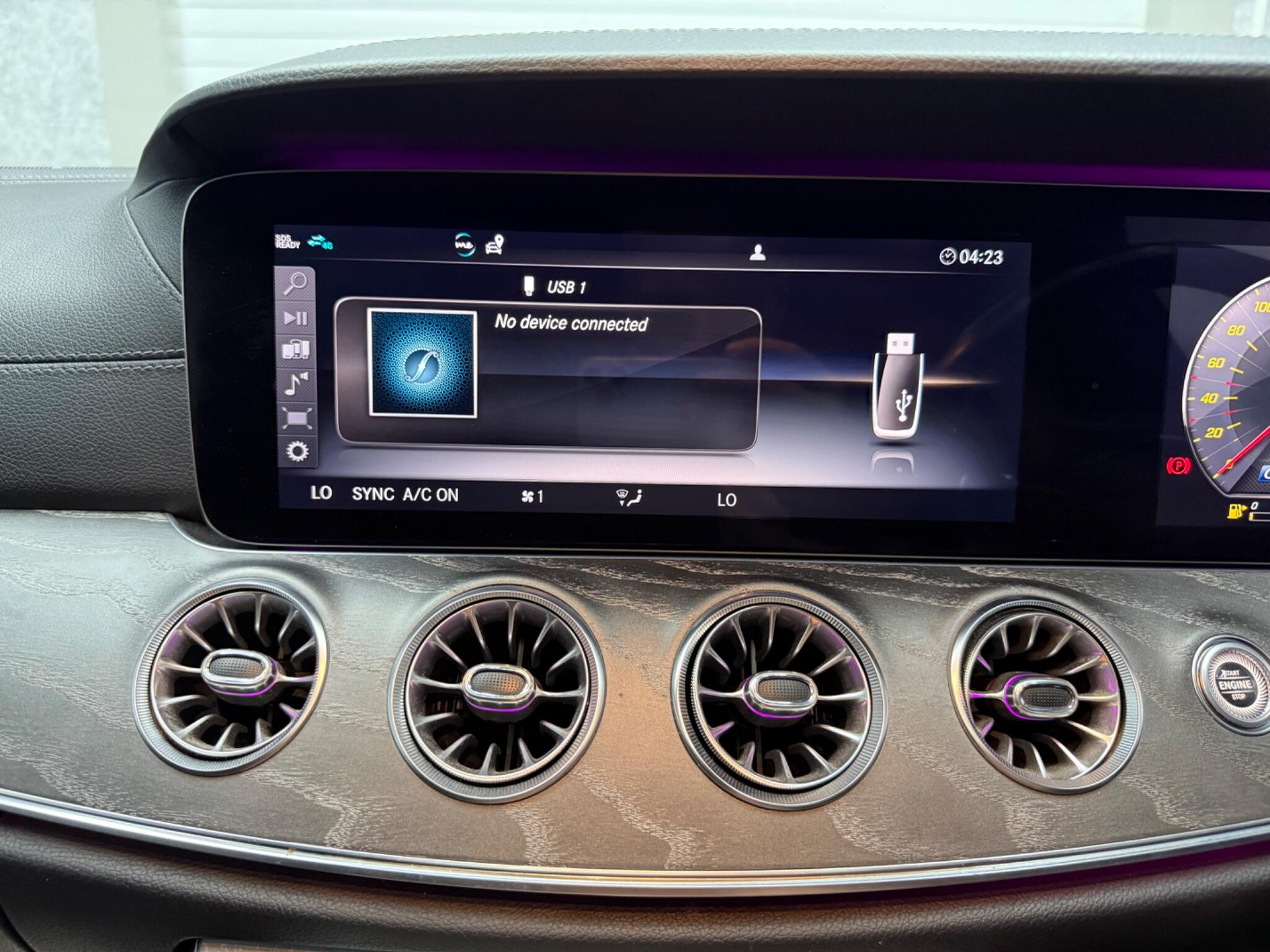 Mercedes-Benz CLS view 15