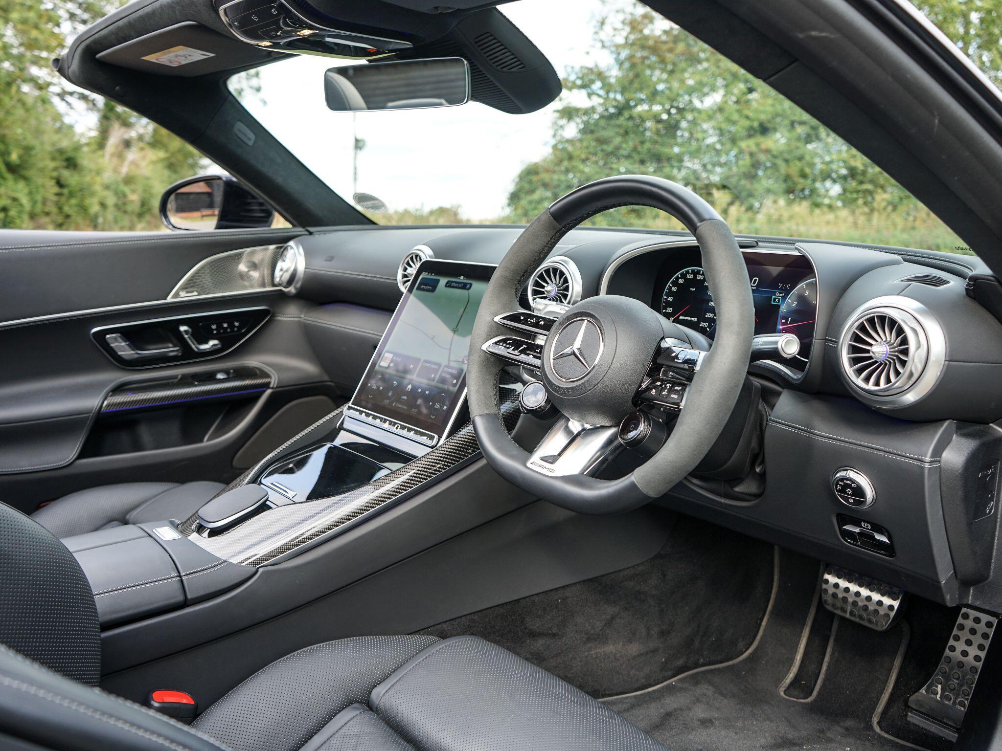 Mercedes-Benz SL view 24
