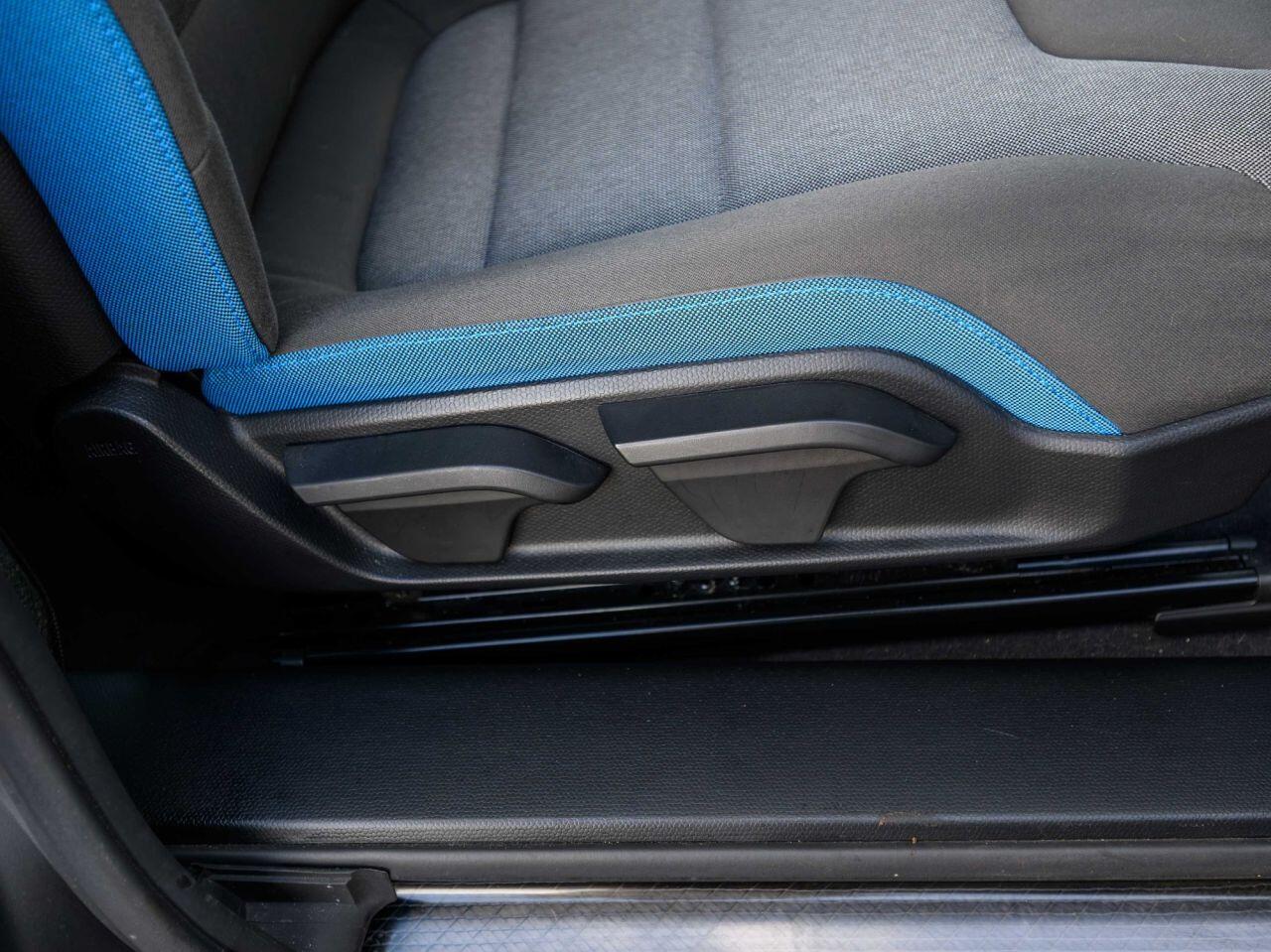 BMW I3 view 13