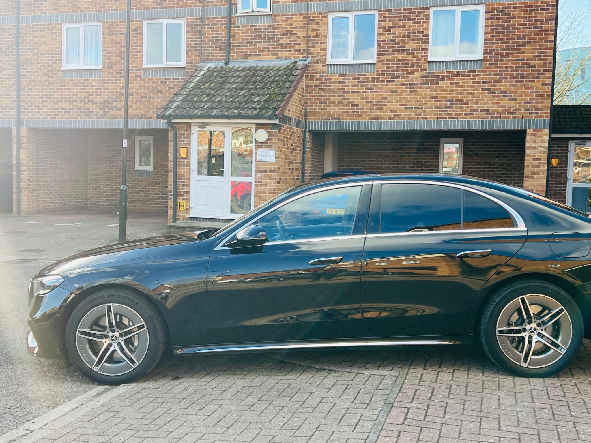 Mercedes-Benz E Class view 2