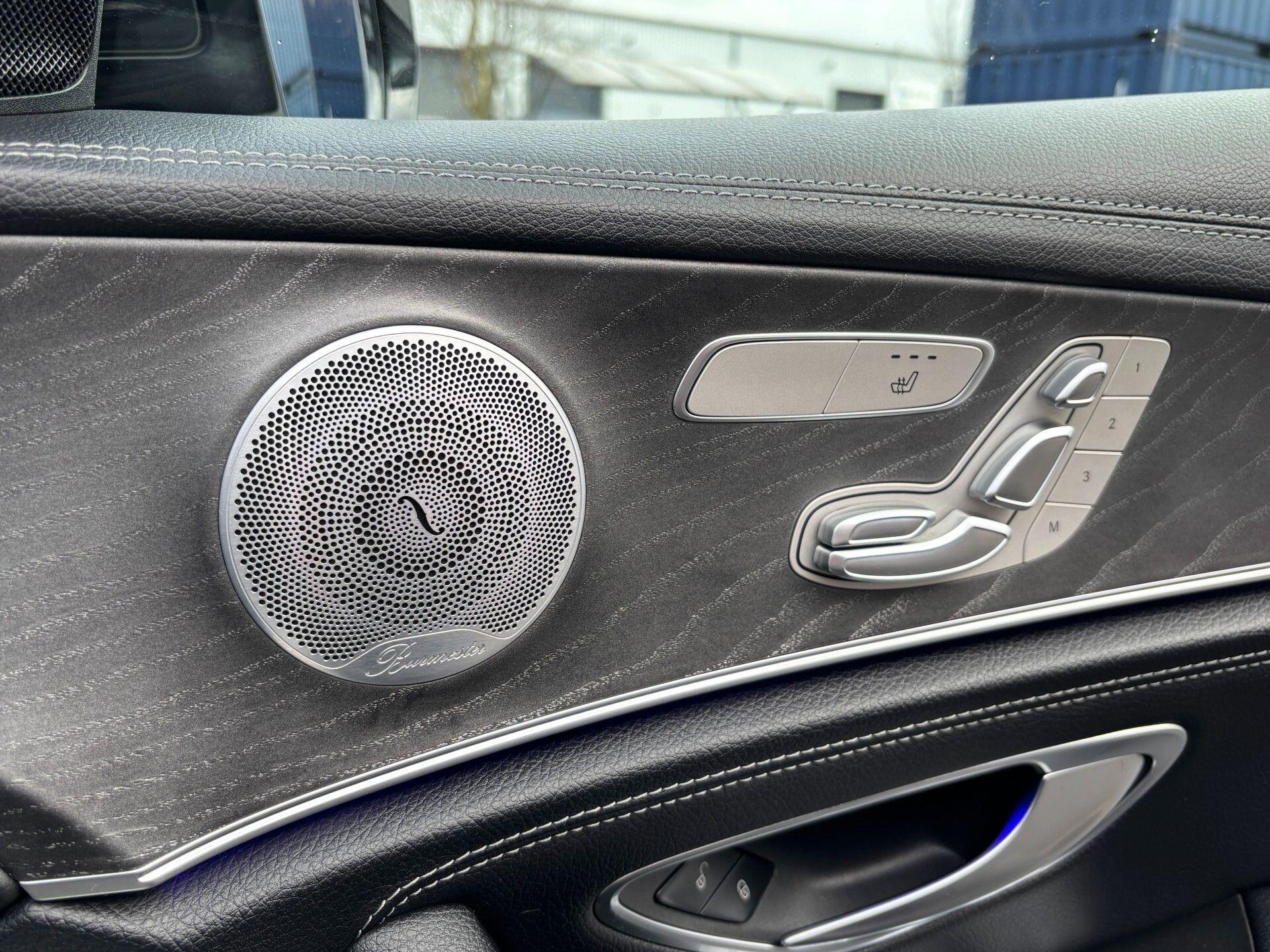 Mercedes-Benz E-Class view 12