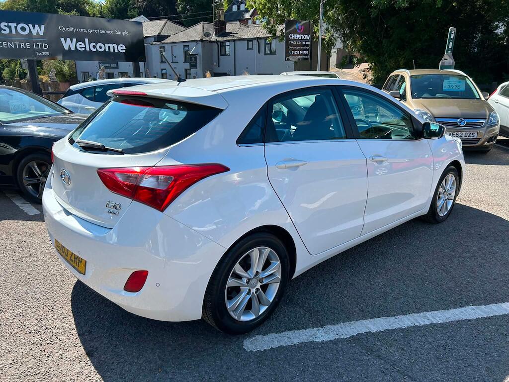 Hyundai I30 view 2