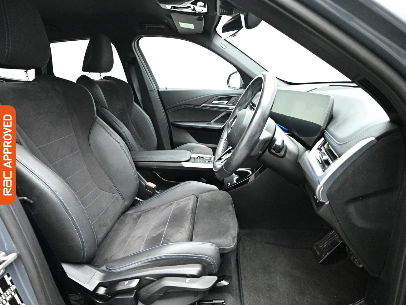 BMW Ix1 view 13