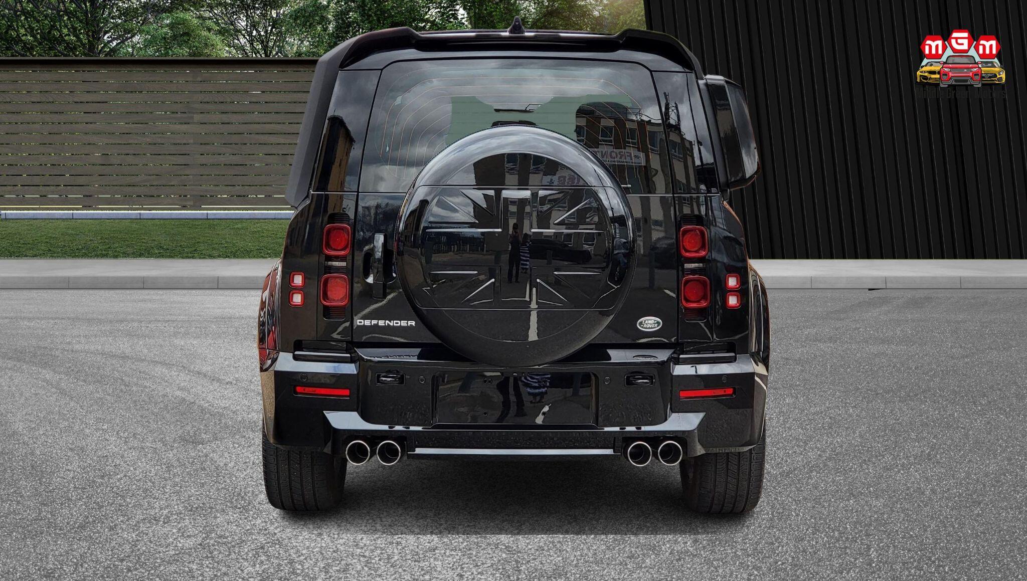 Land Rover Defender view 6