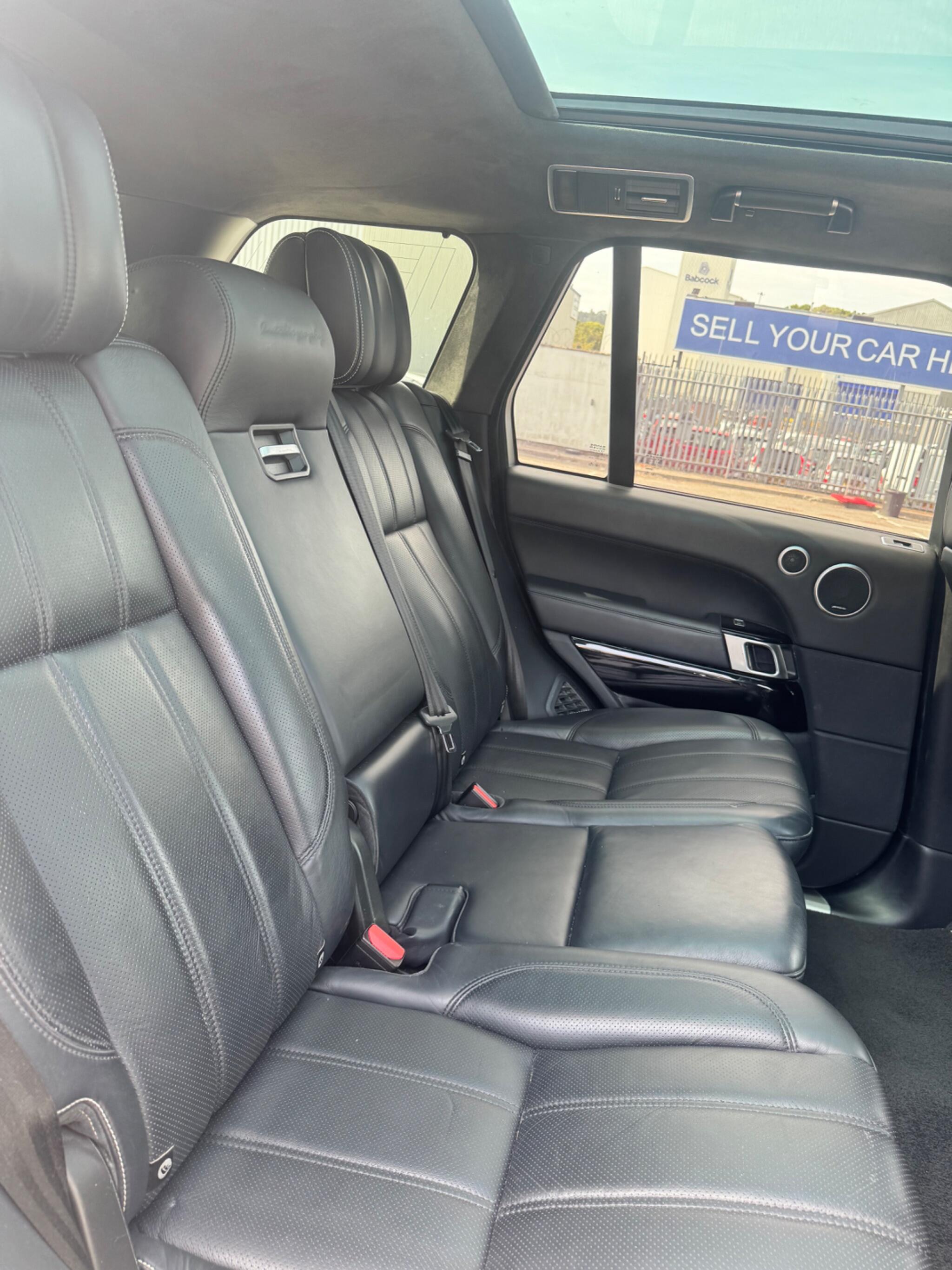 Land Rover Range Rover view 55