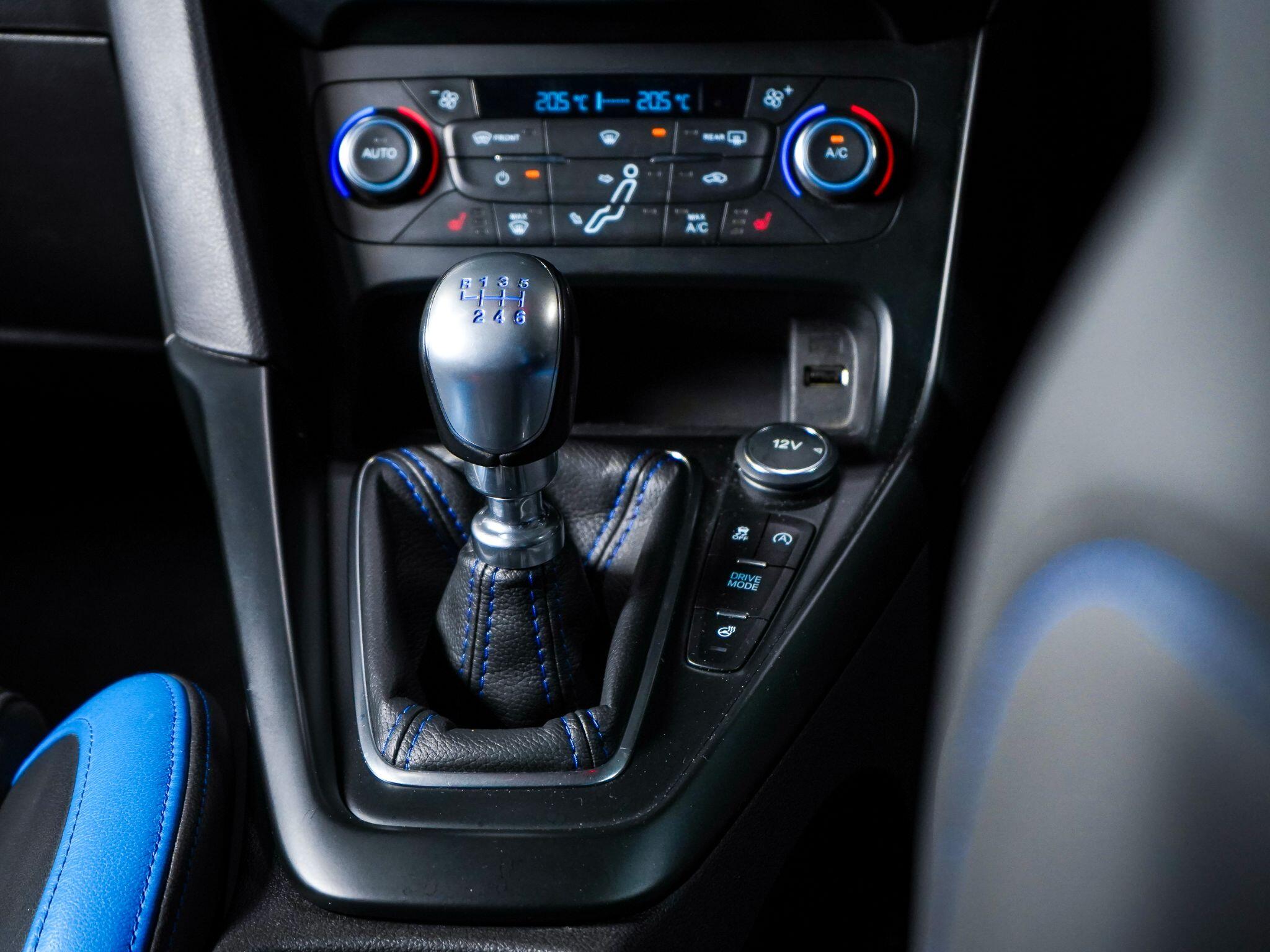 Ford Focus view 61