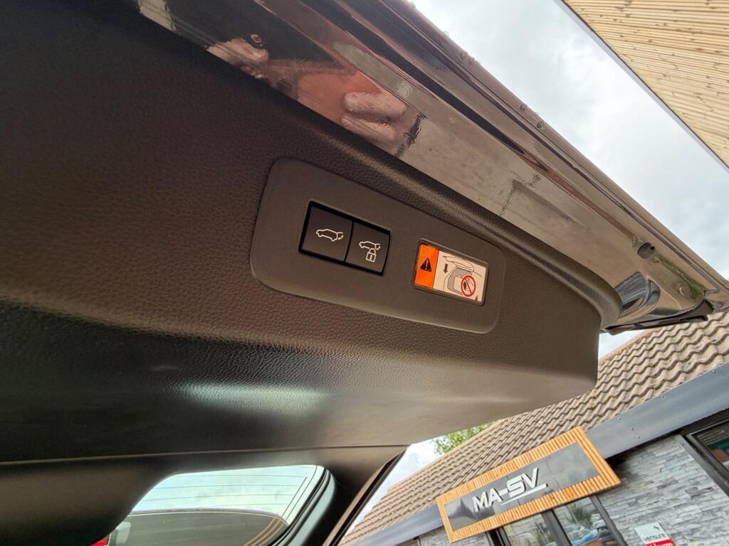 Toyota Land Cruiser view 39