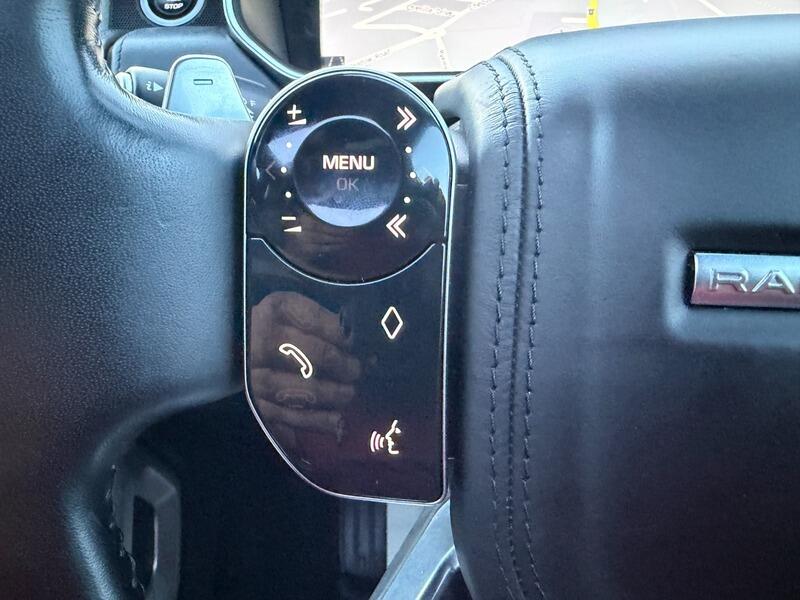 Land Rover Range Rover view 44