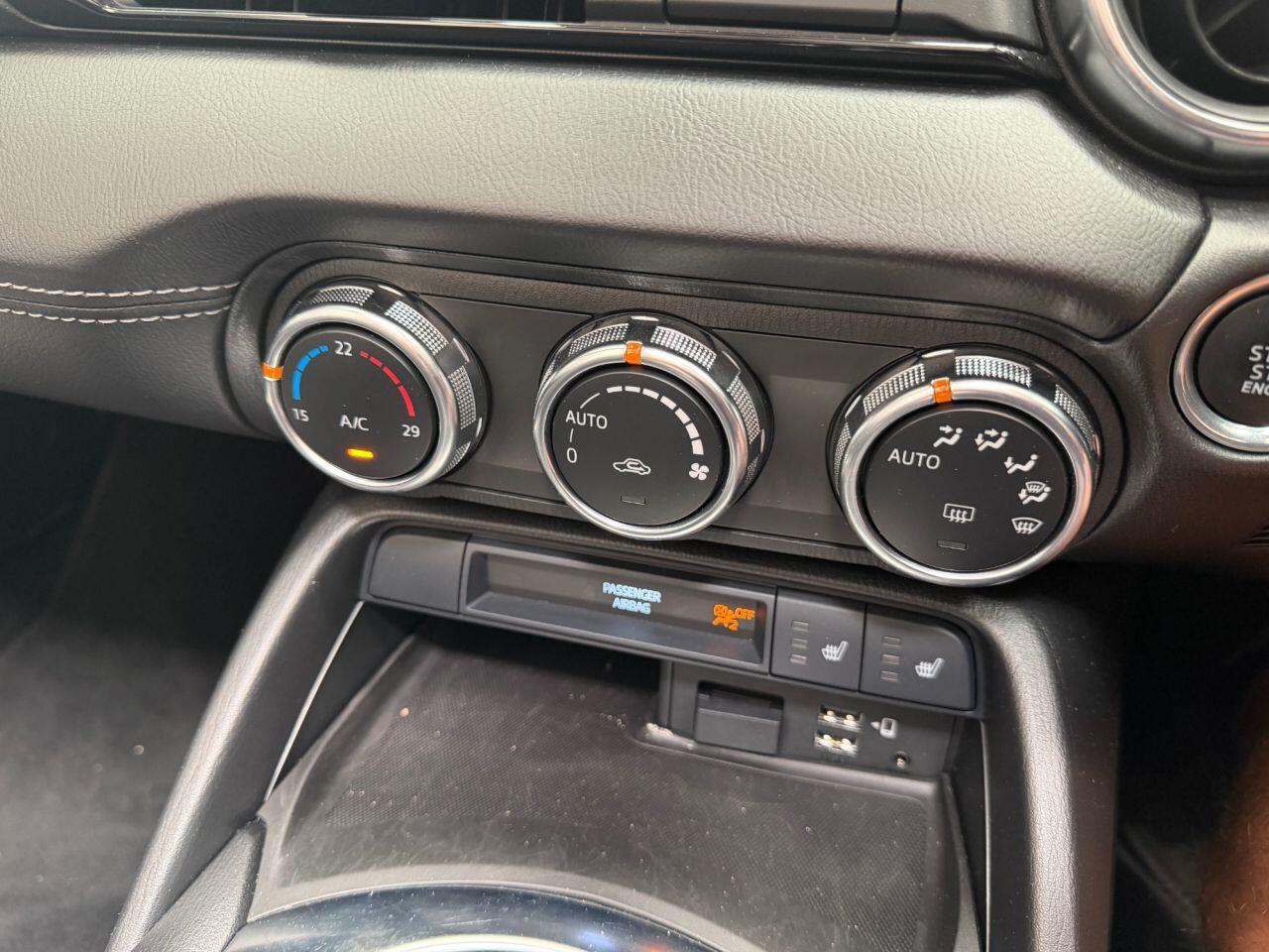 Mazda Skyactiv-G view 40