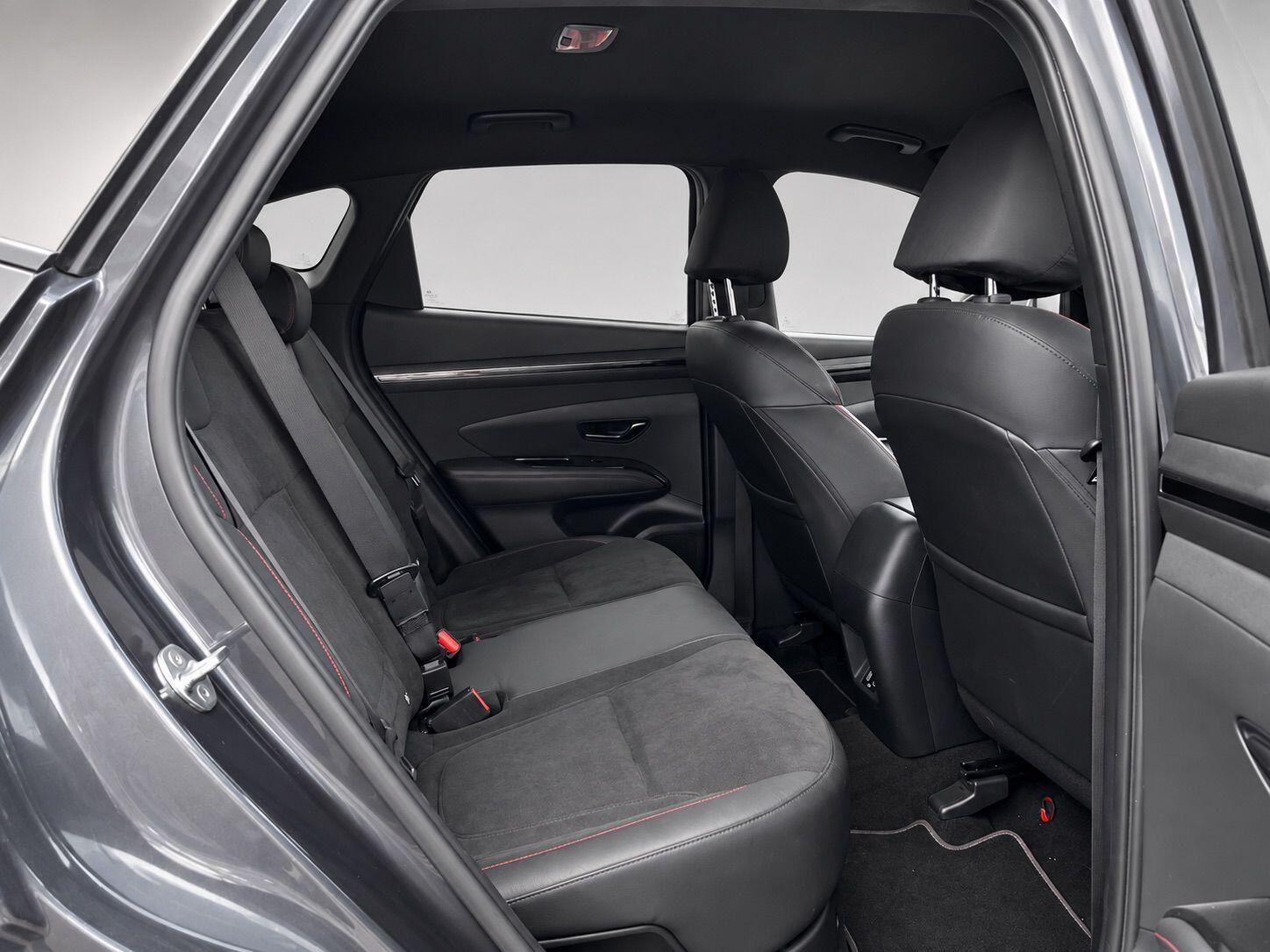 Hyundai Tucson view 25