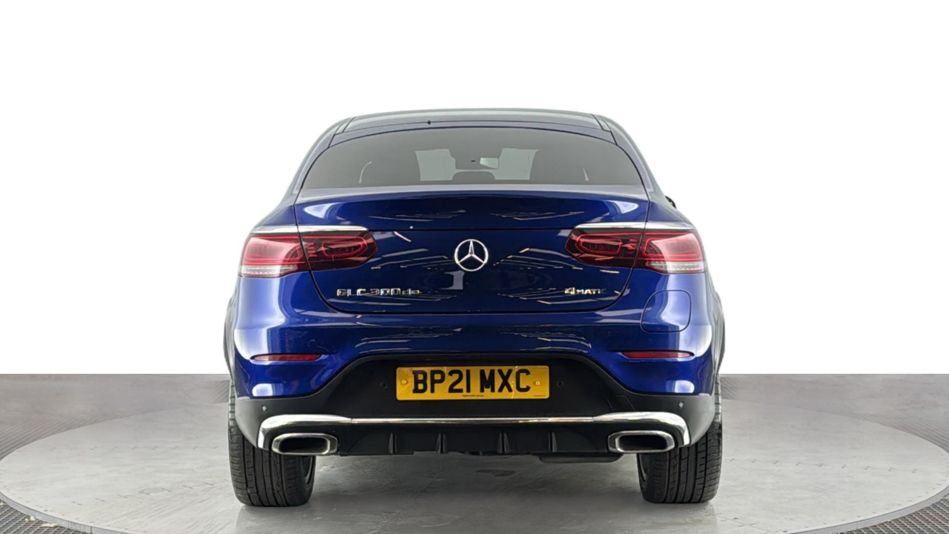 Mercedes-Benz GLC view 5