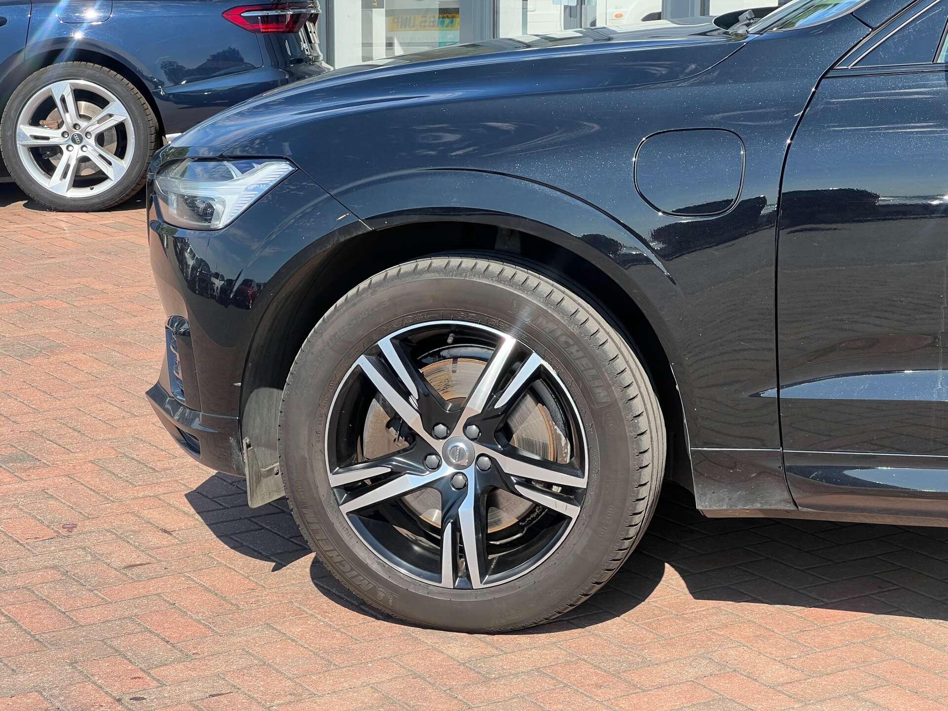 Volvo XC60 view 13