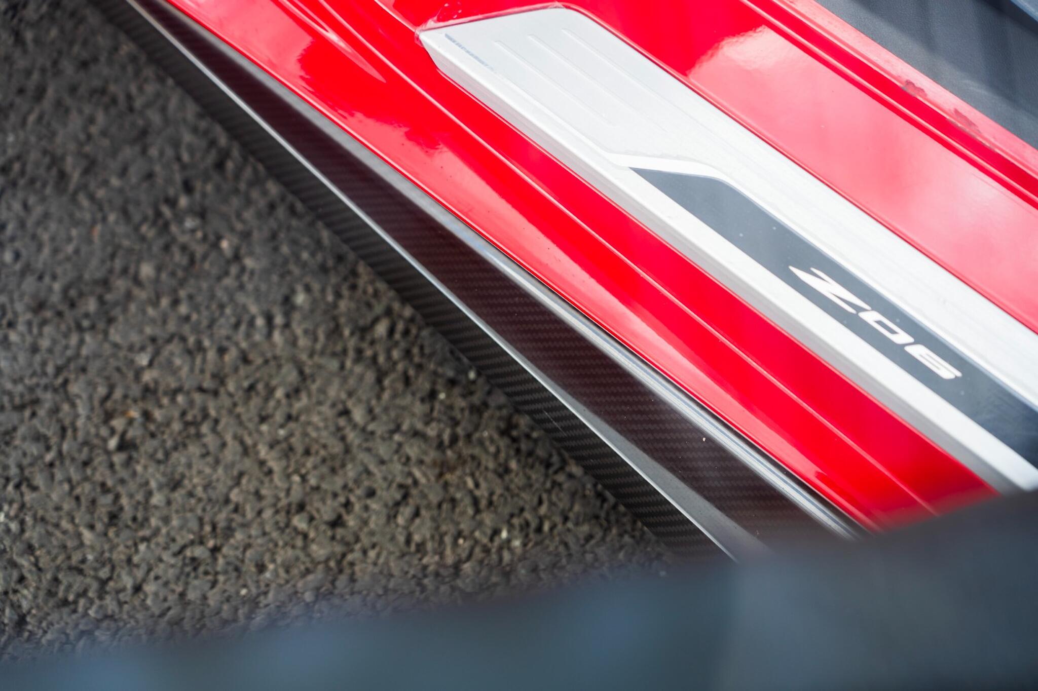 Chevrolet Corvette view 39