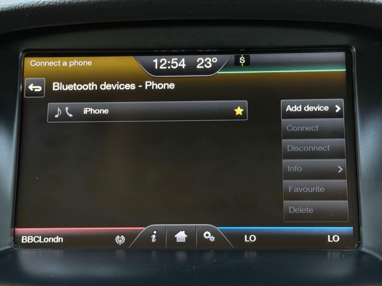 Ford Focus view 39
