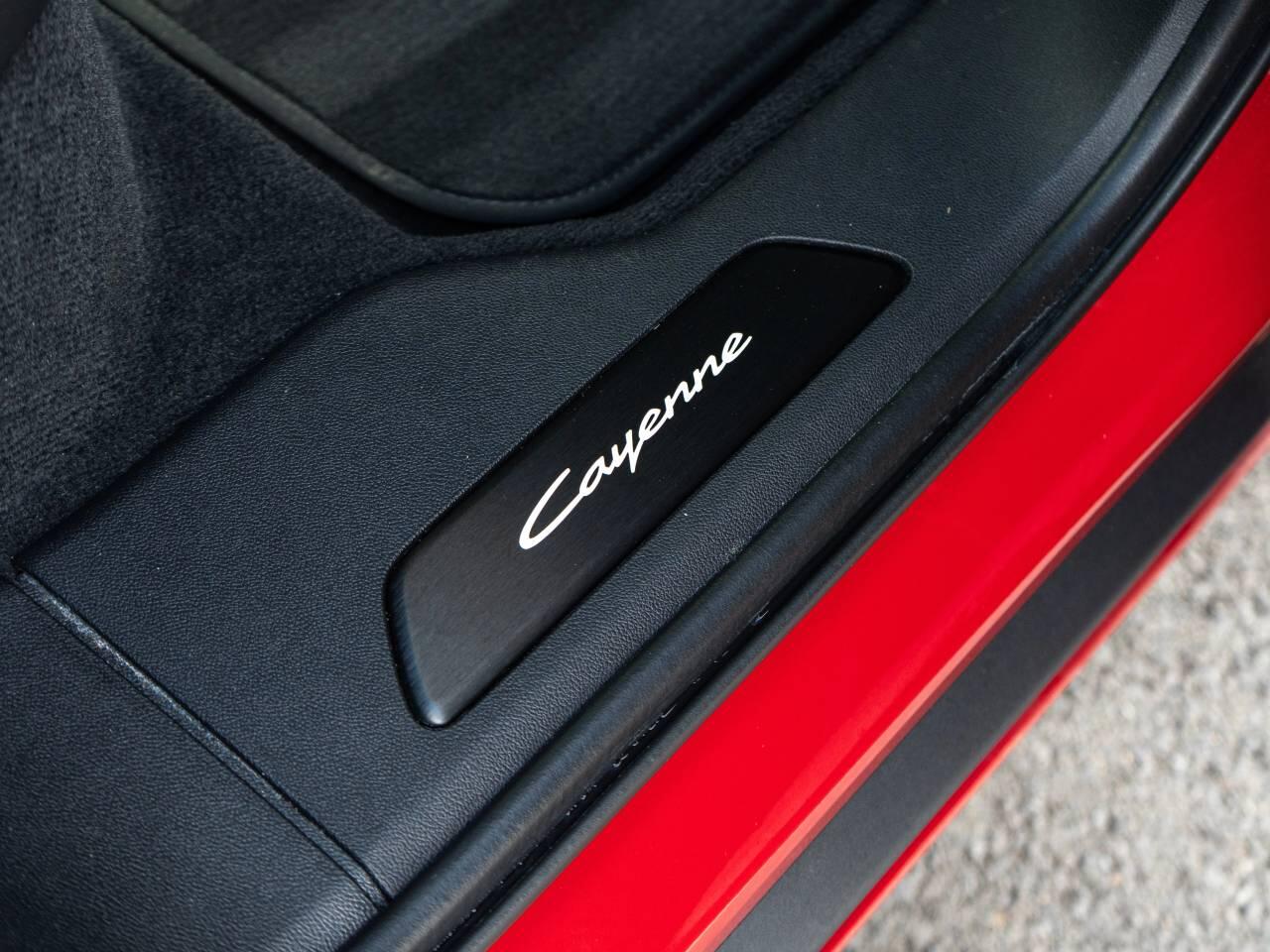 Porsche Cayenne view 48
