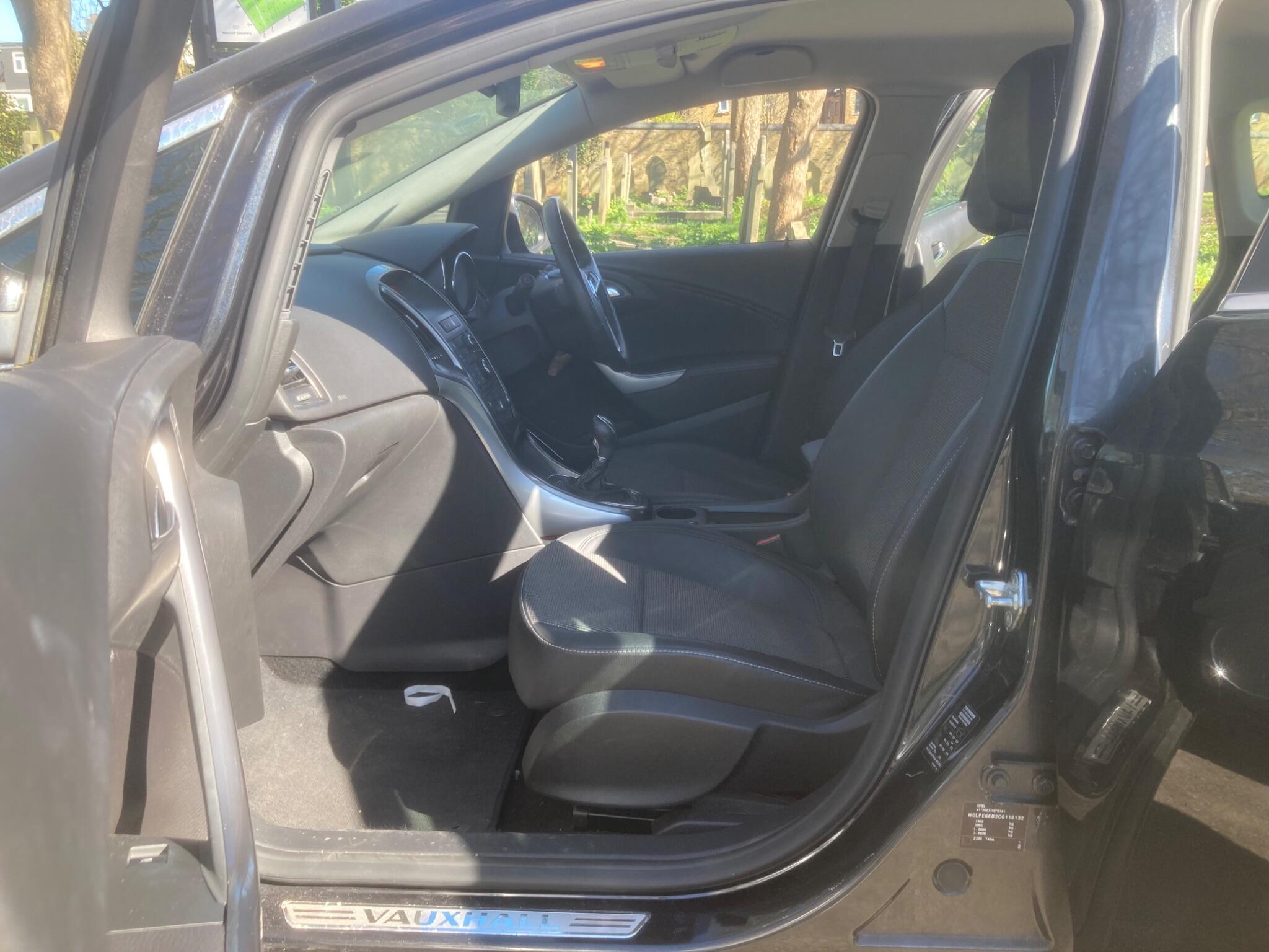 Vauxhall Astra view 8