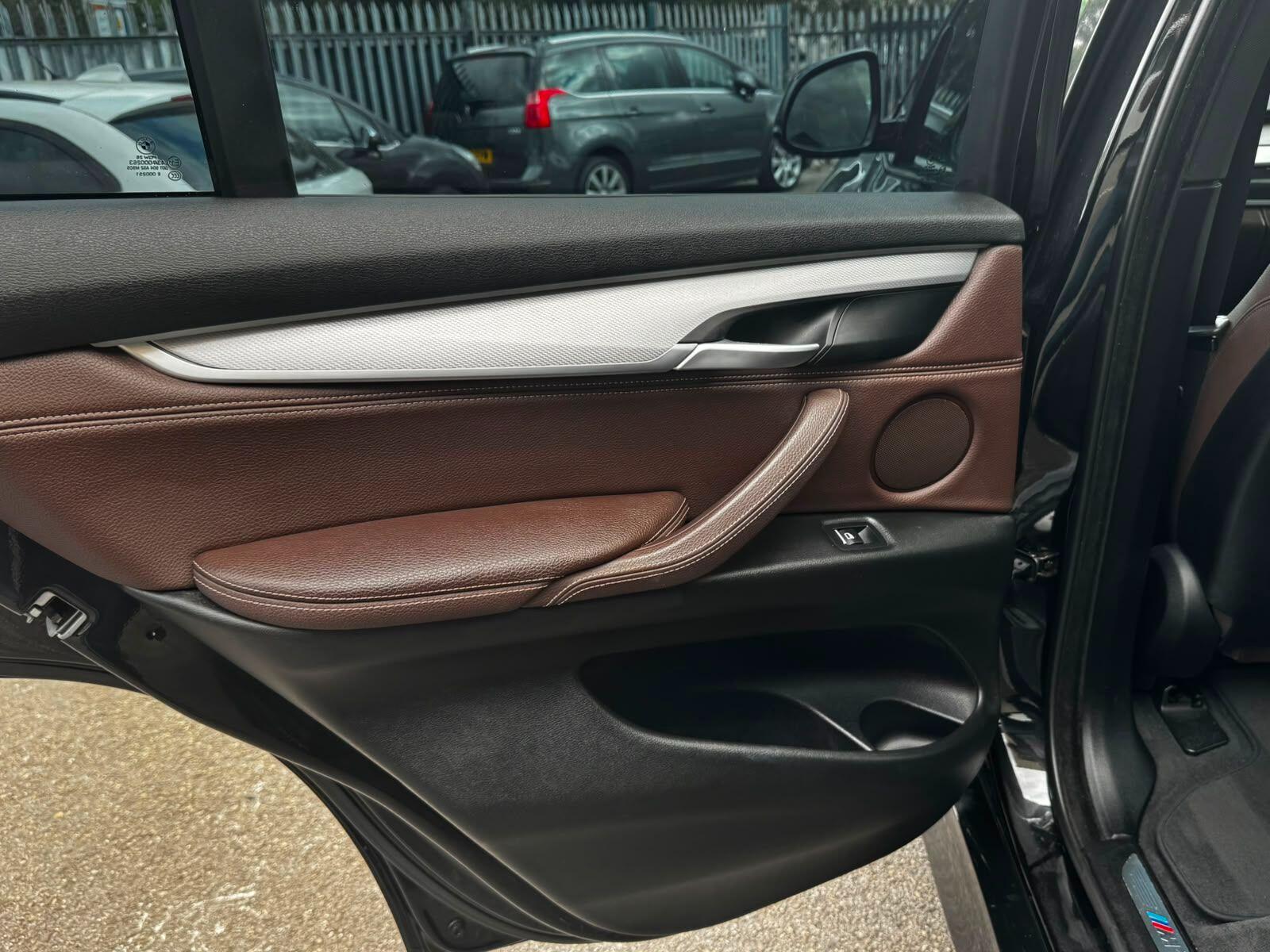 BMW X5 view 34