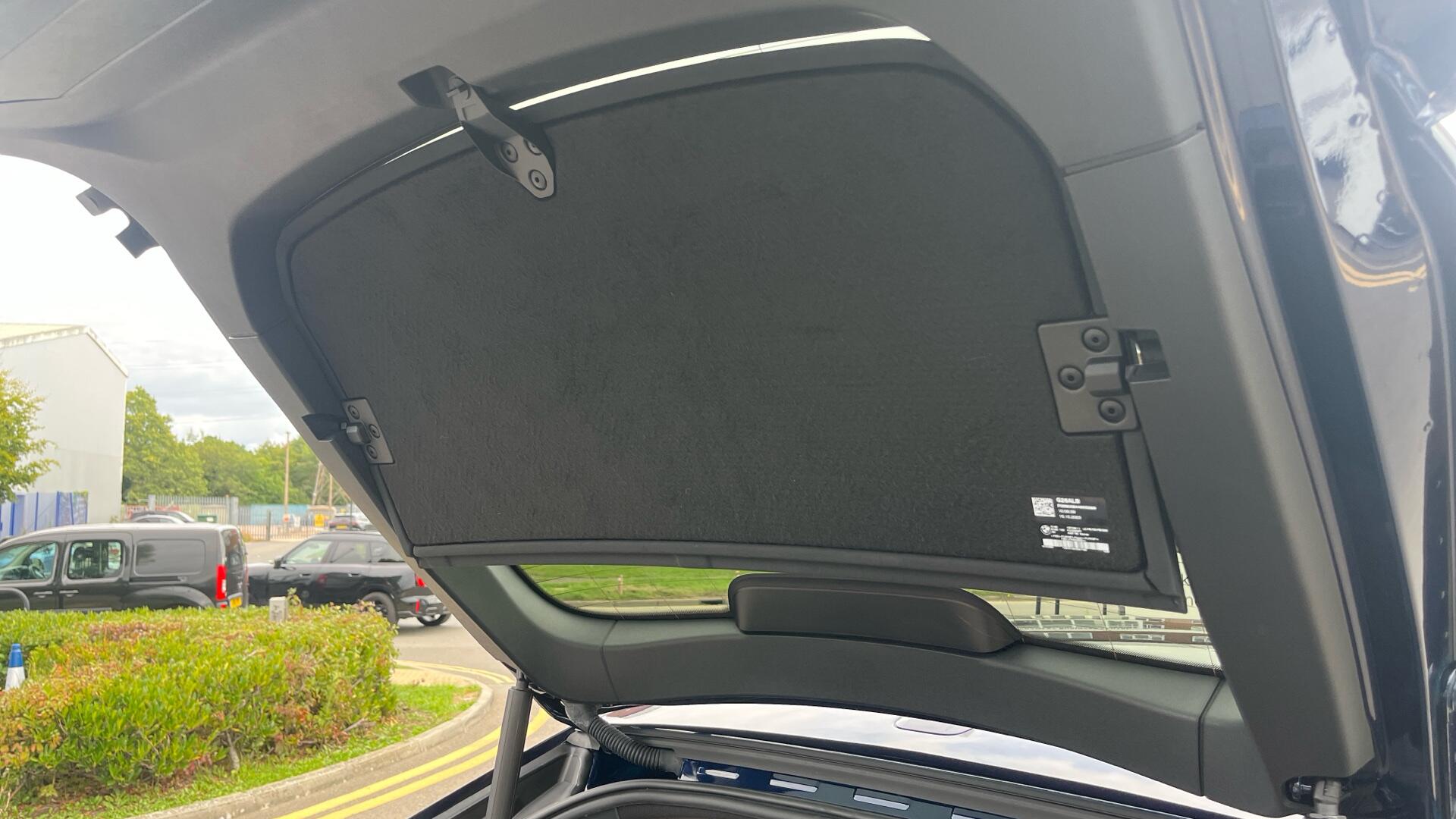 BMW i4 view 29