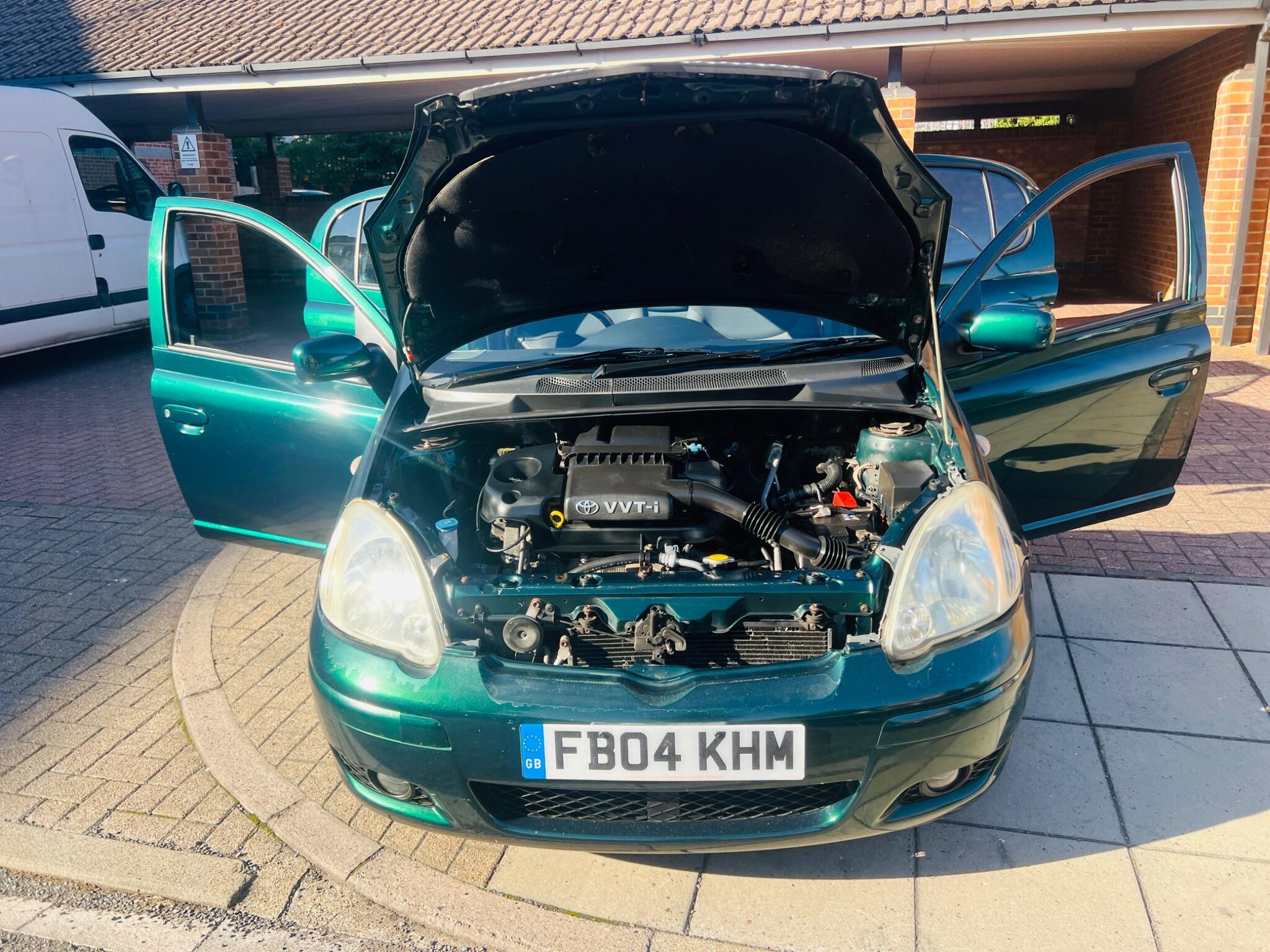 Toyota Yaris view 37
