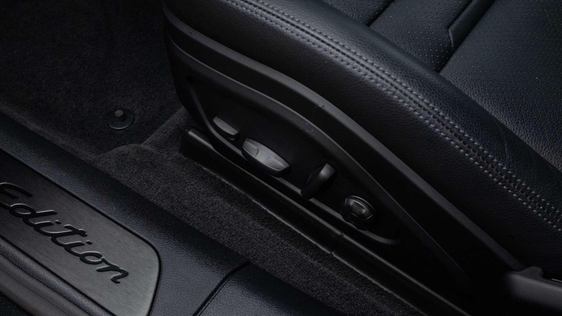 Porsche Panamera view 29