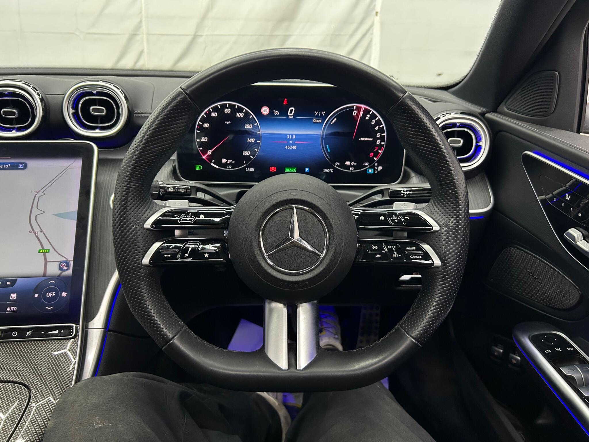 Mercedes-Benz C-Class view 48