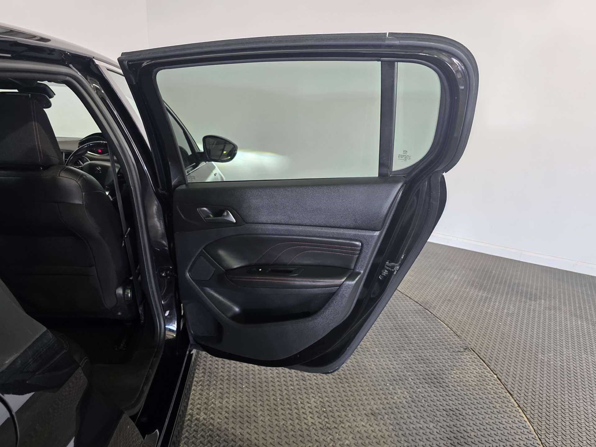 Peugeot 308 view 36