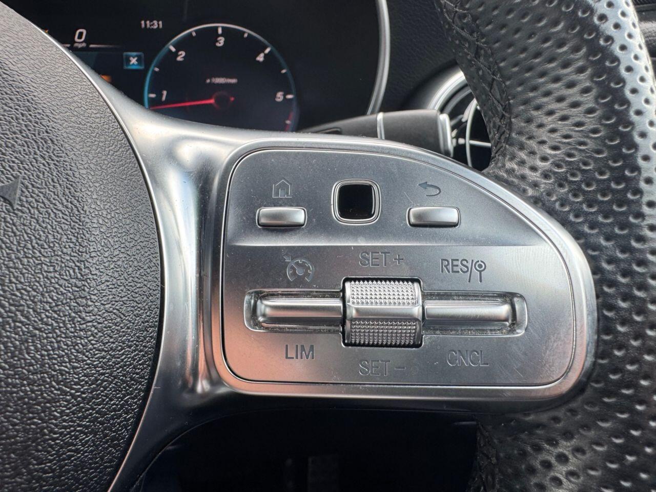 Mercedes-Benz GLC view 19