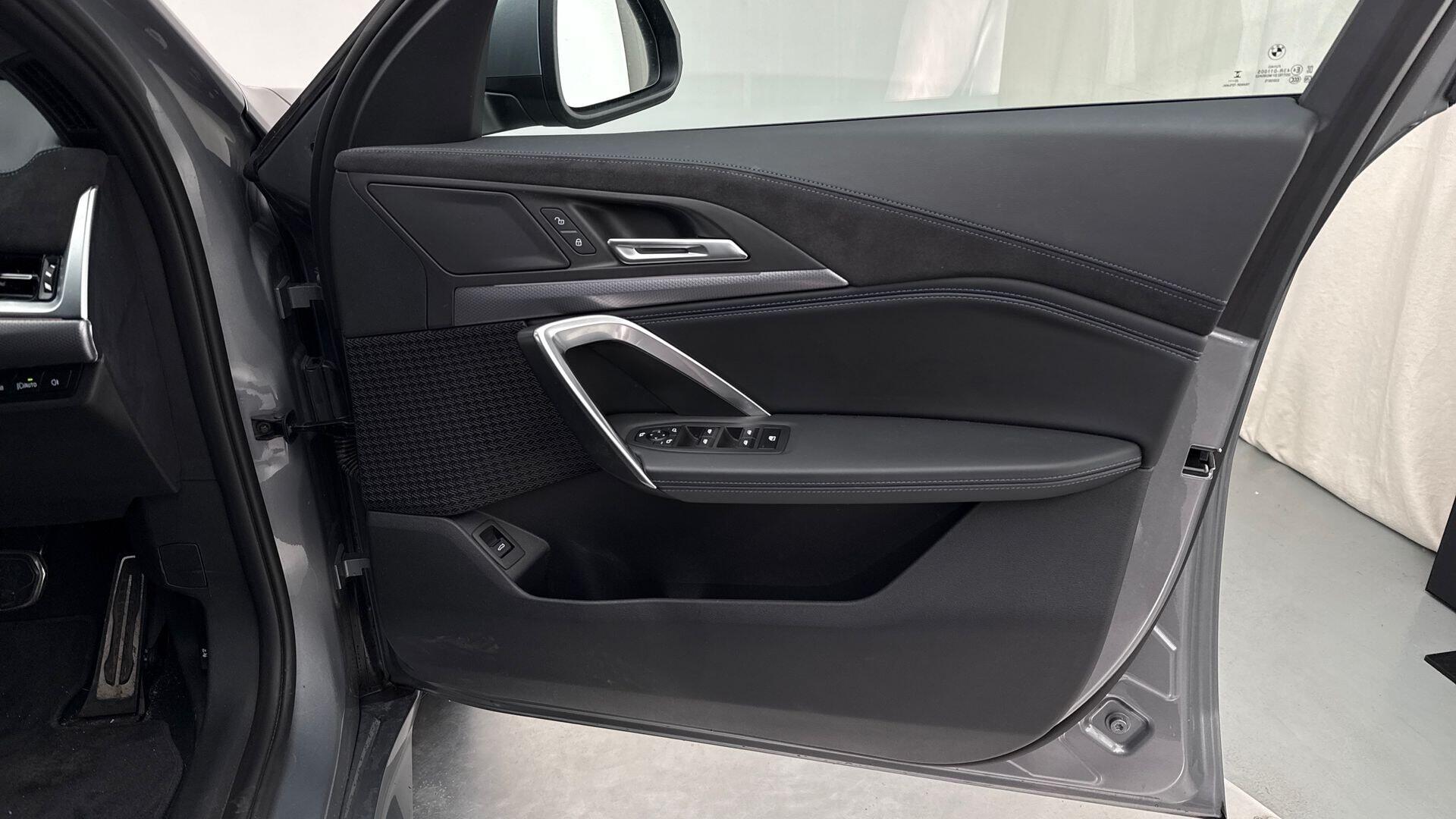 BMW iX2 view 21