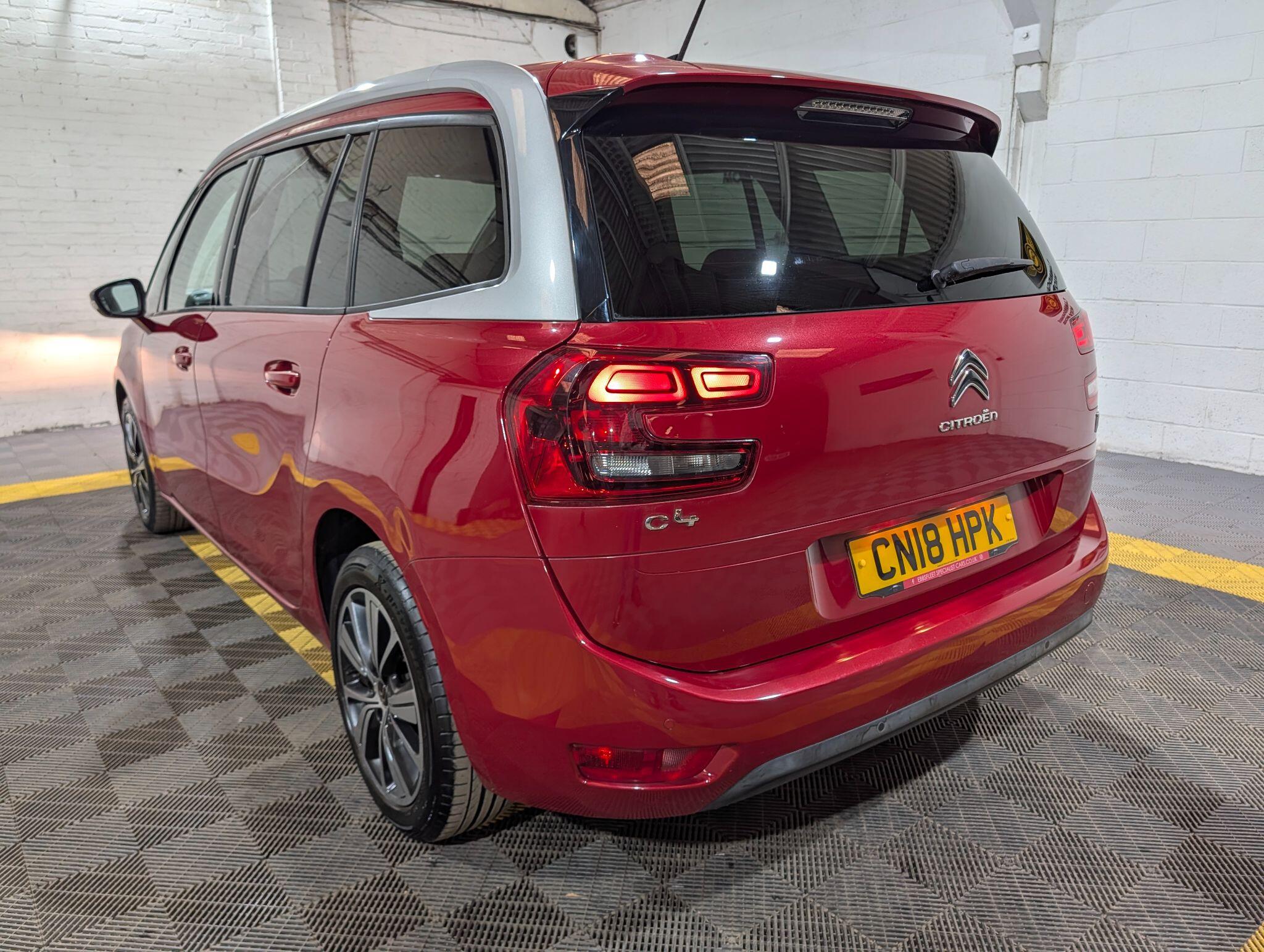 Citroen Grand C4 Picasso view 8