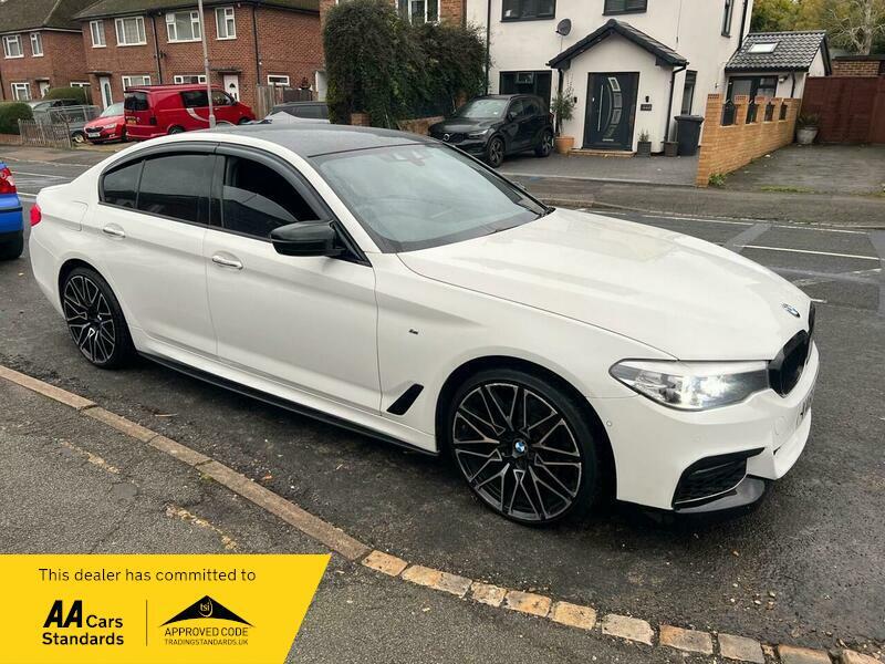 2017 BMW 5 Series image 2