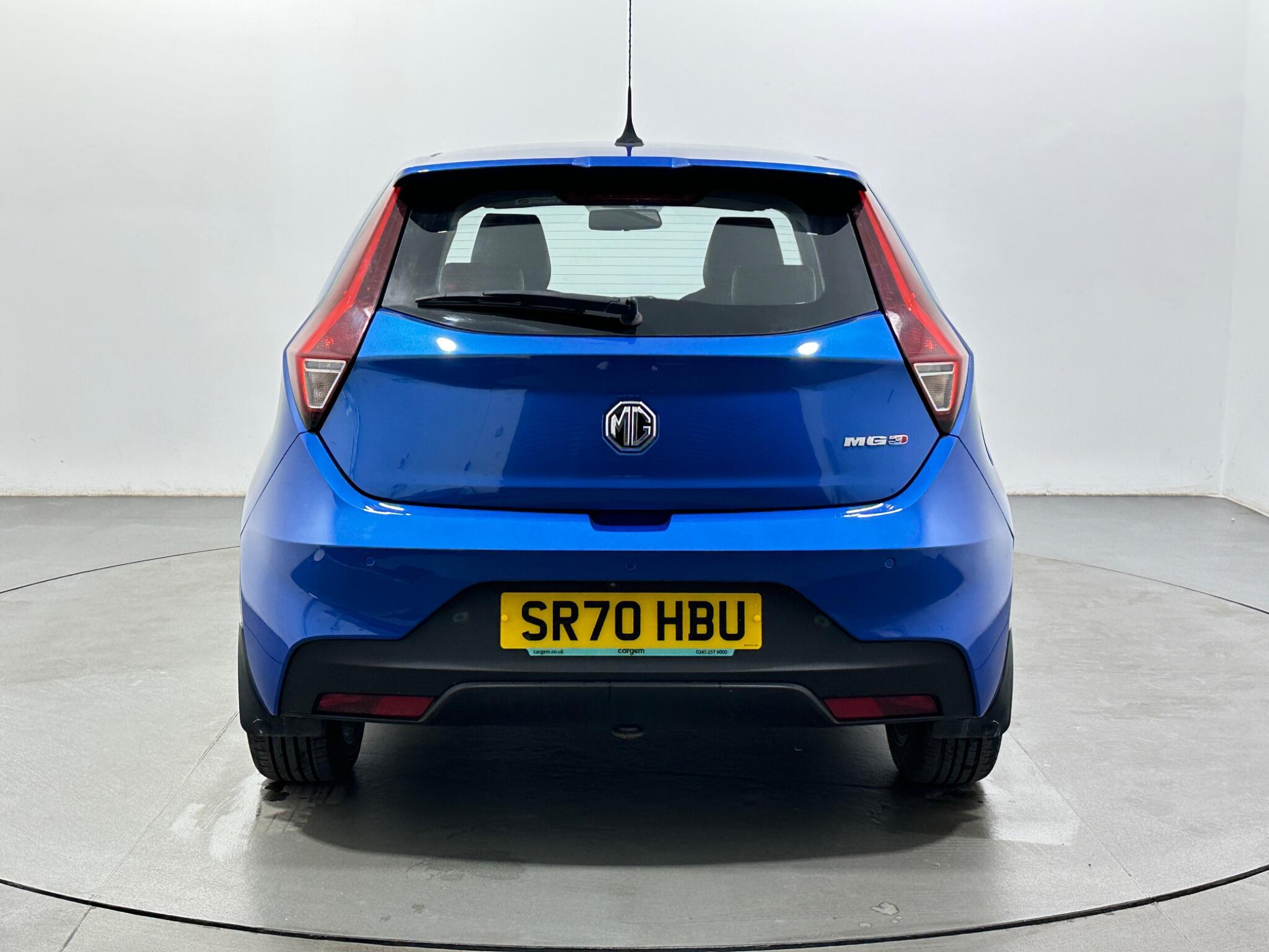 MG MG3 view 7