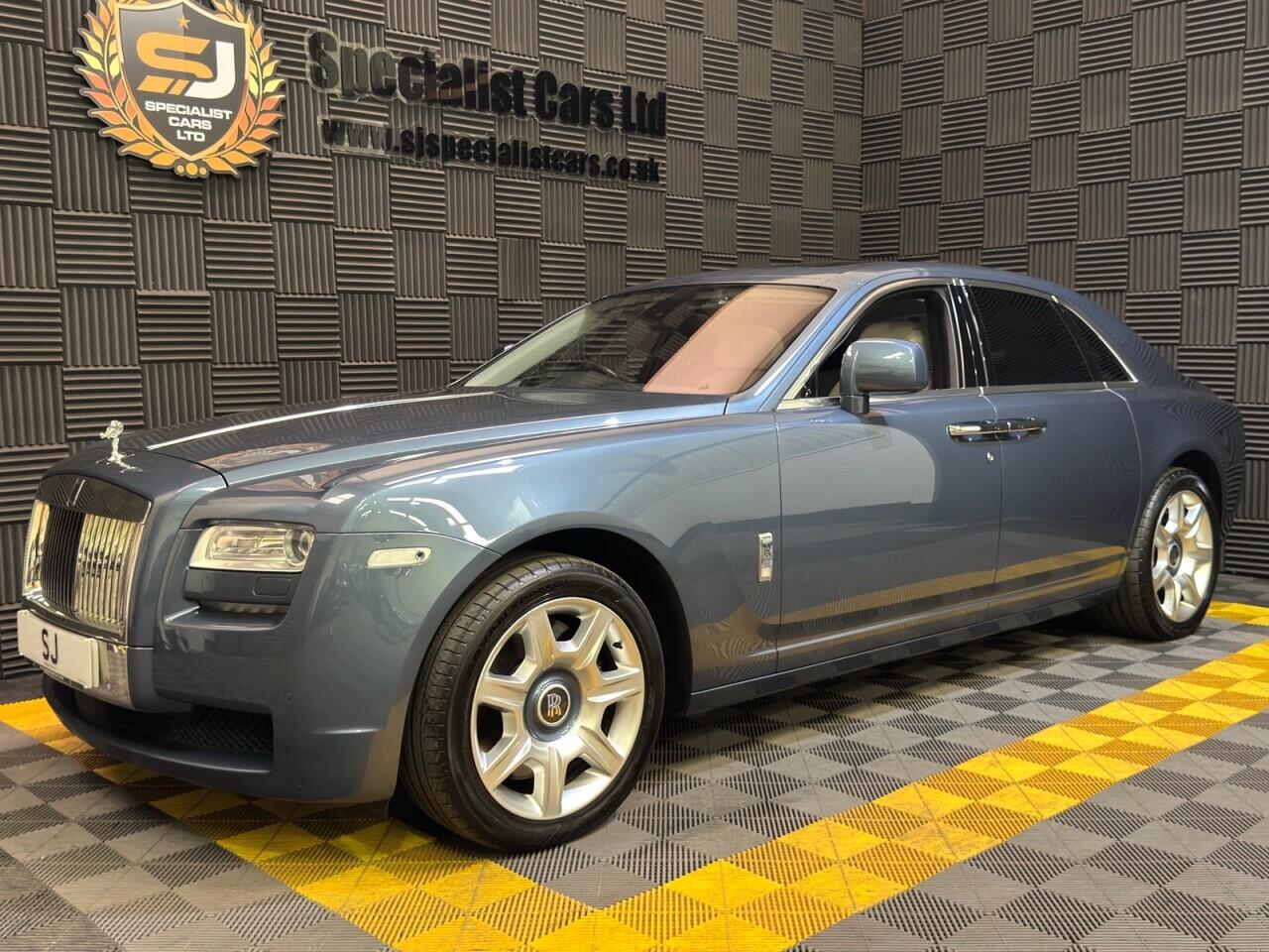 Rolls-Royce Ghost view 27