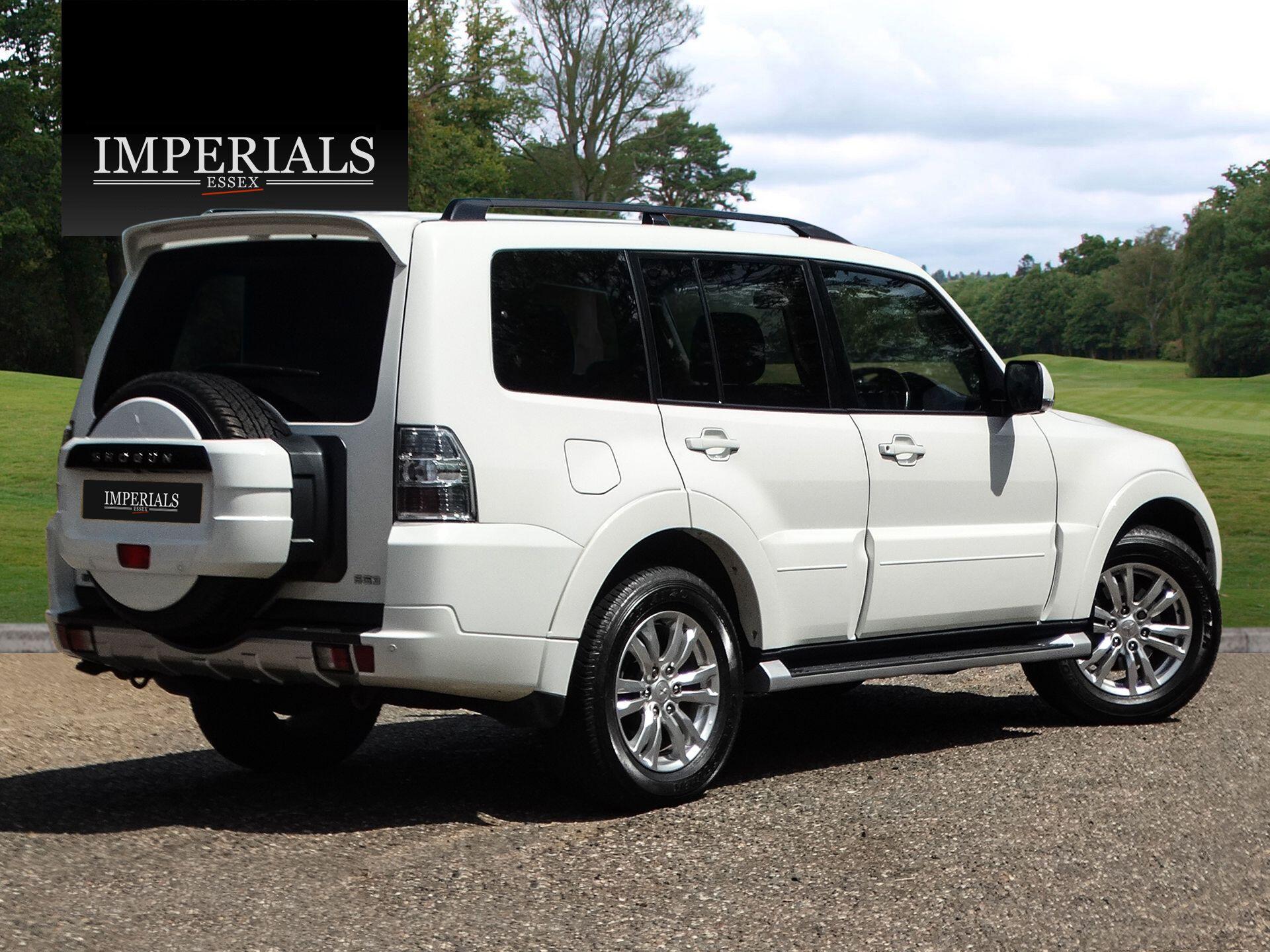 Mitsubishi Shogun view 4
