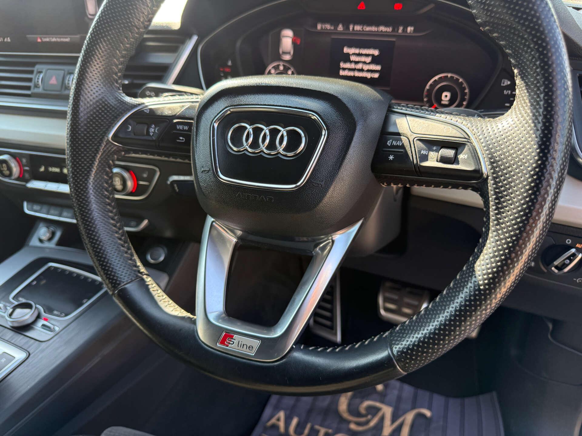 Audi Q5 view 36