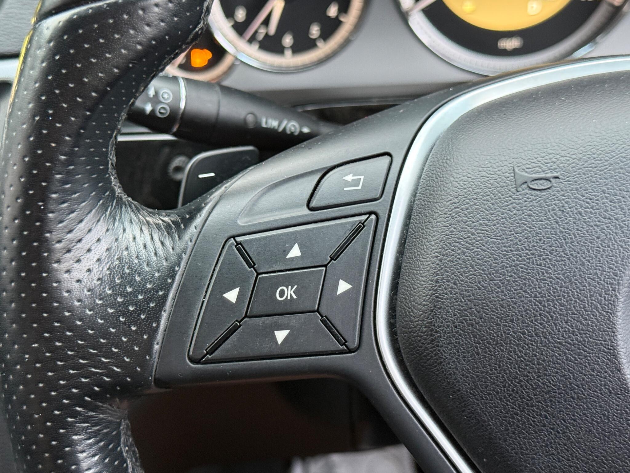 Mercedes-Benz E Class - Image 58