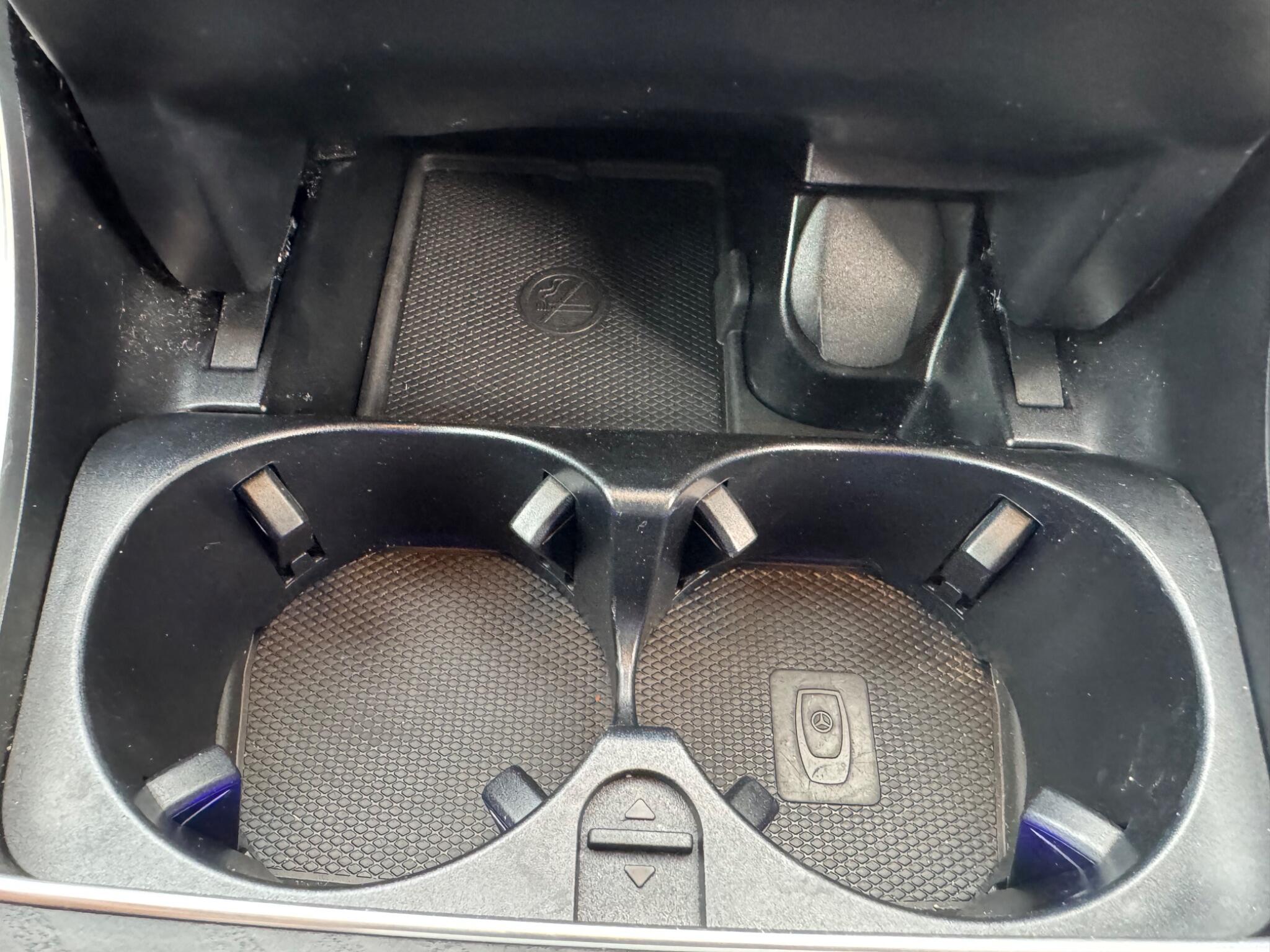Mercedes-Benz GLC view 53