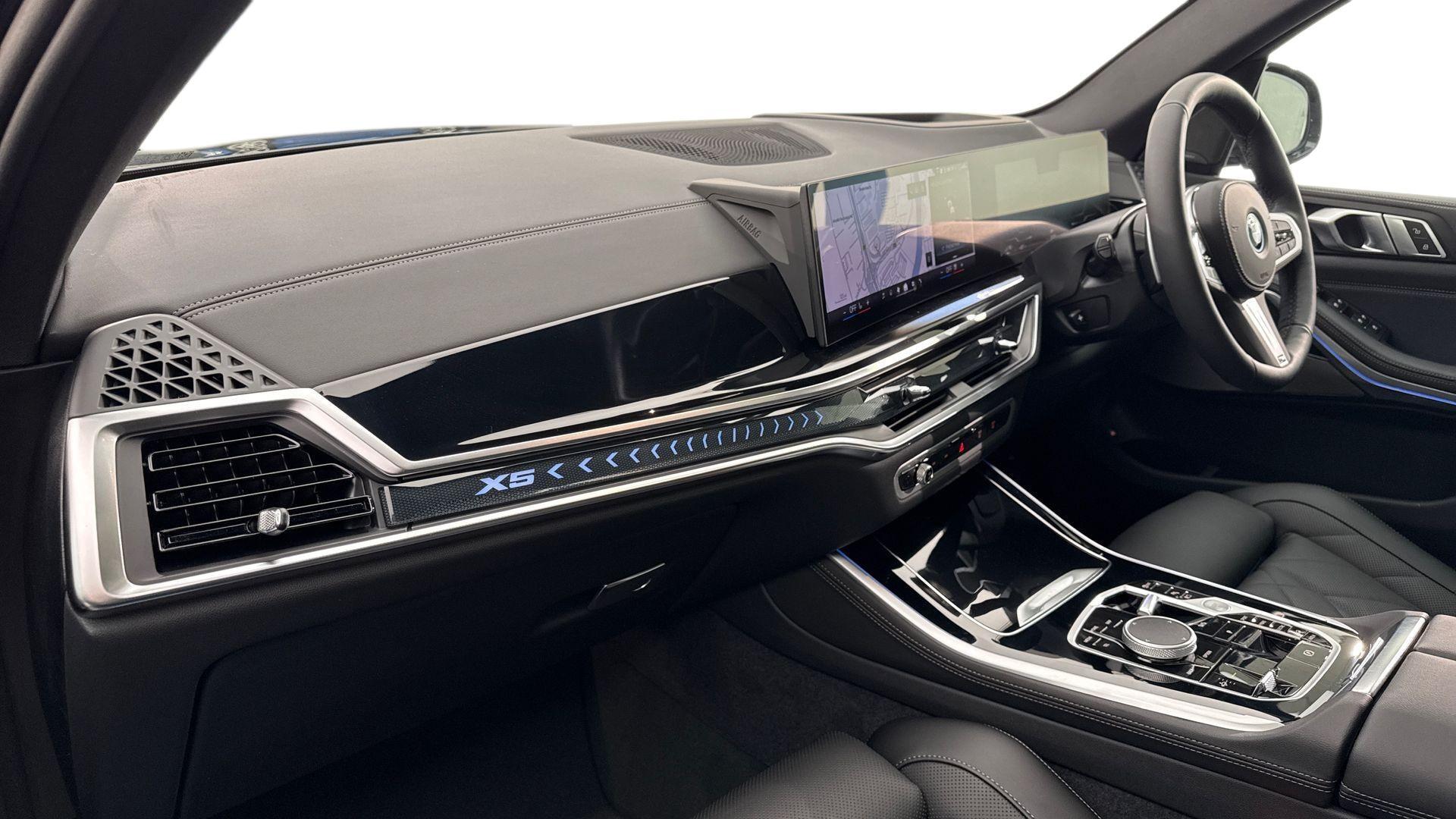 BMW X5 view 7