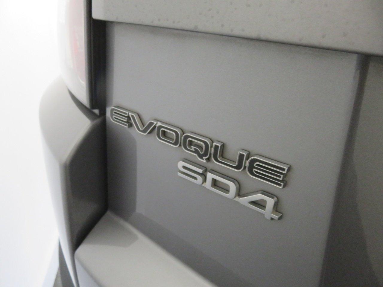 Land Rover Range Rover Evoque view 16