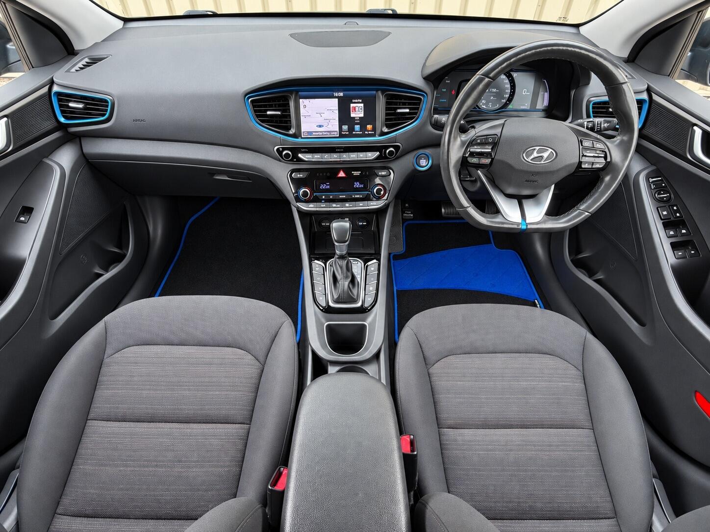 Hyundai Ioniq view 12