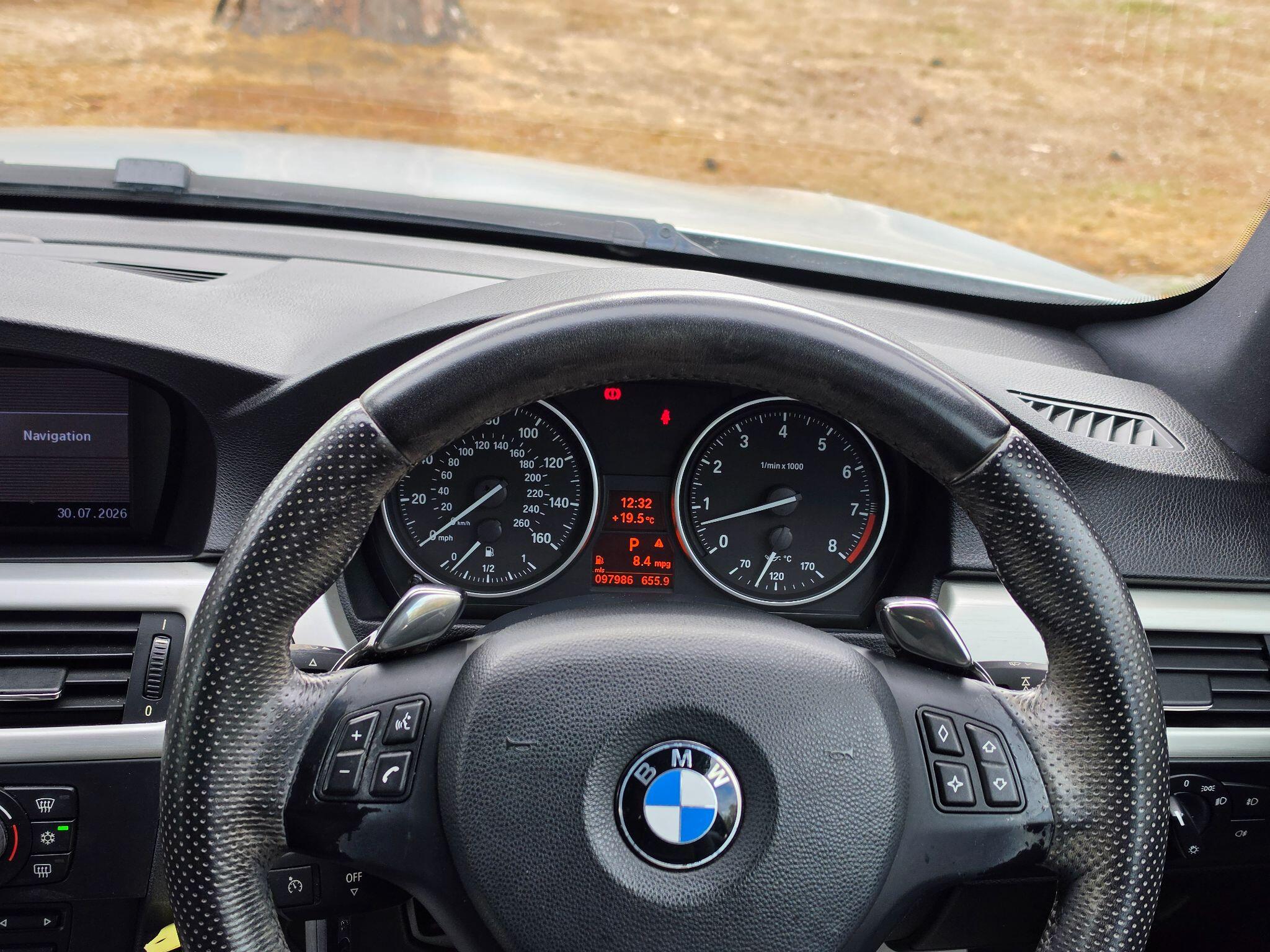 BMW 3 Series view 27
