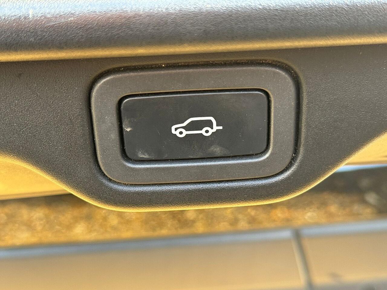 Land Rover Range Rover view 41