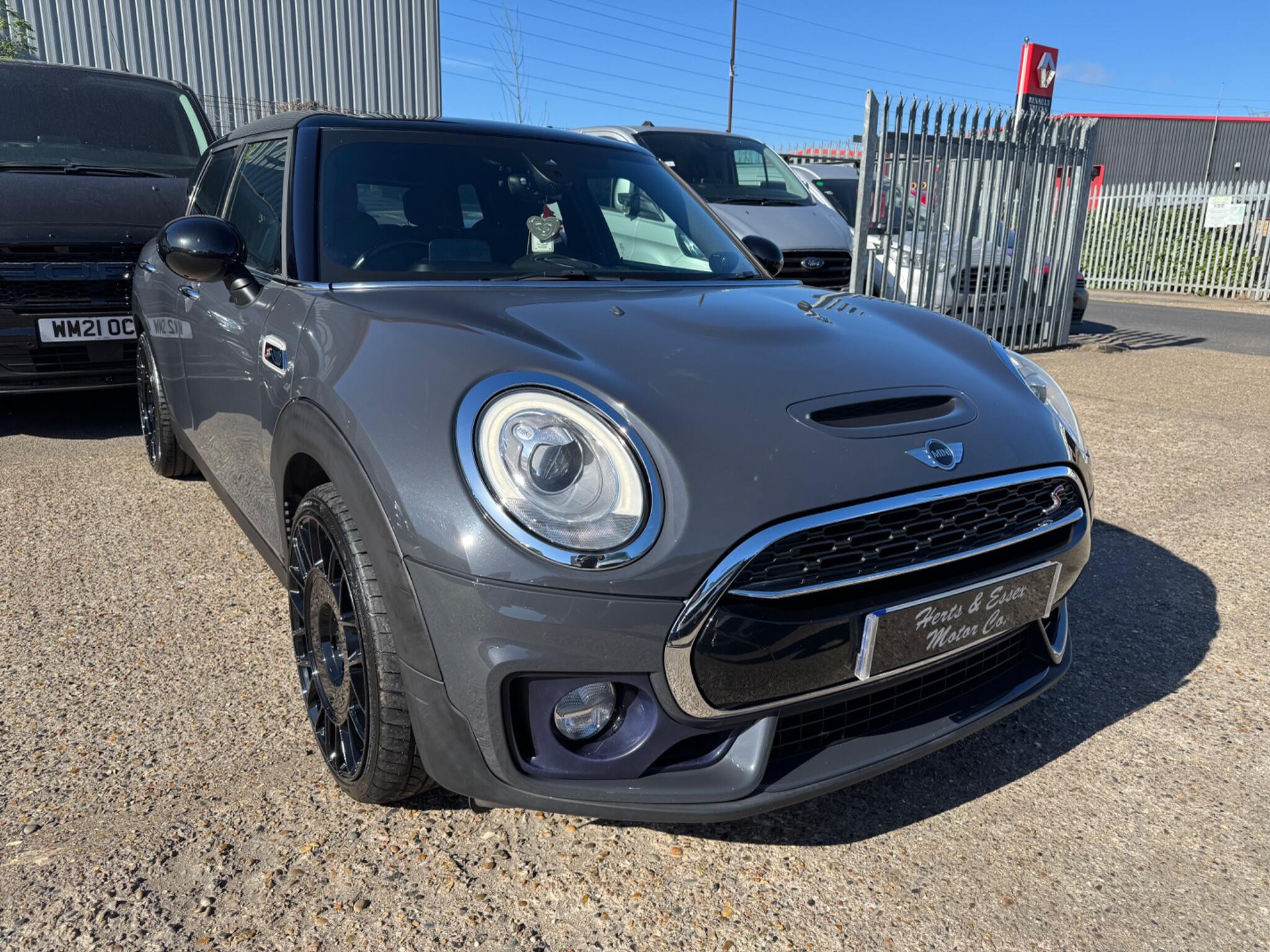 Mini Clubman view 6