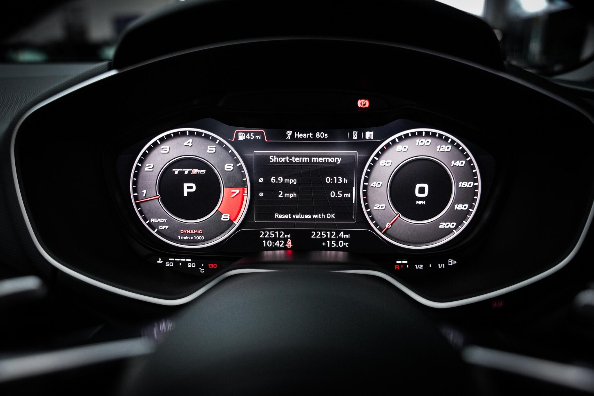Audi TT RS view 22