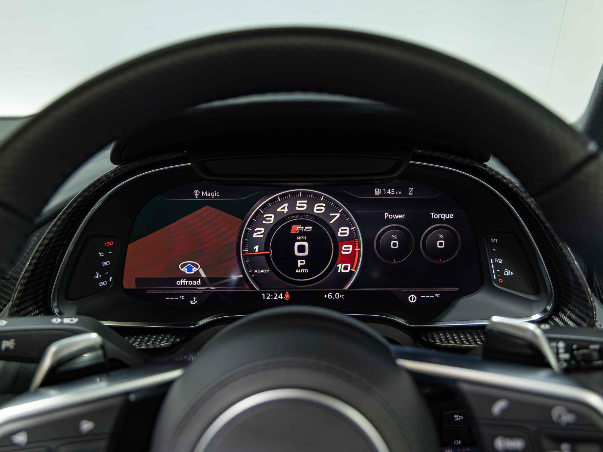 Audi R8 view 26