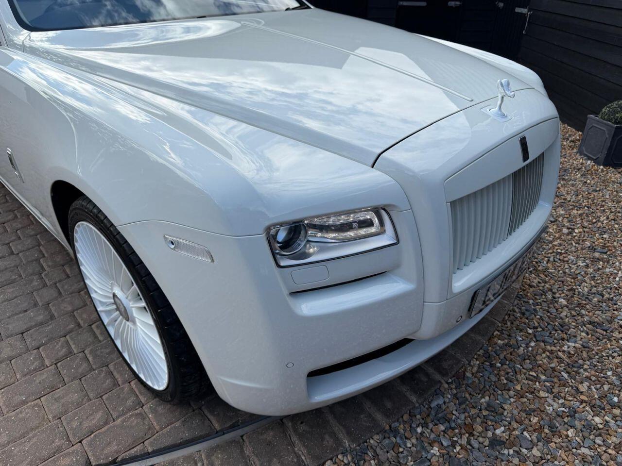 Rolls-Royce Ghost view 28
