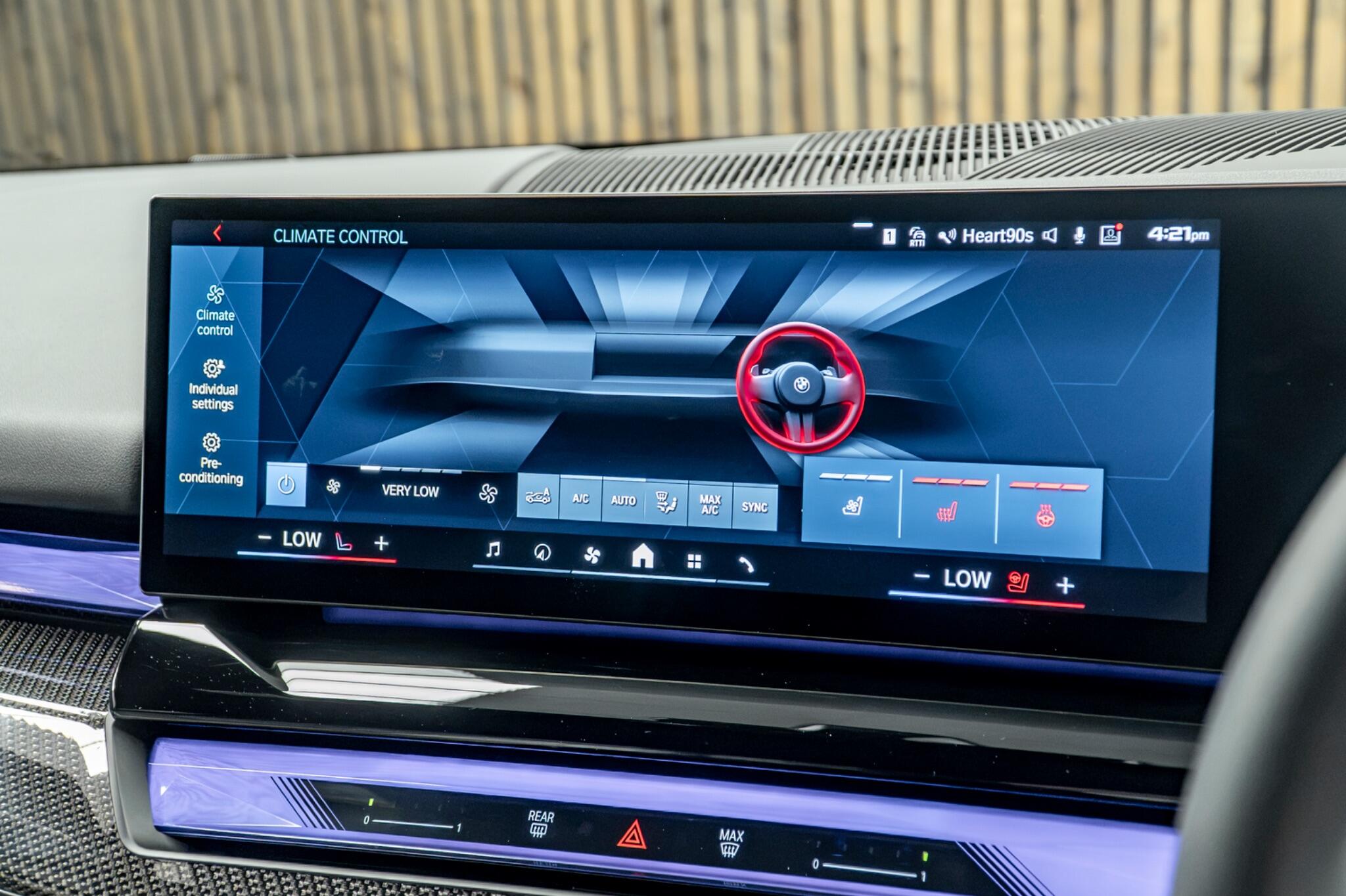 BMW M5 view 29