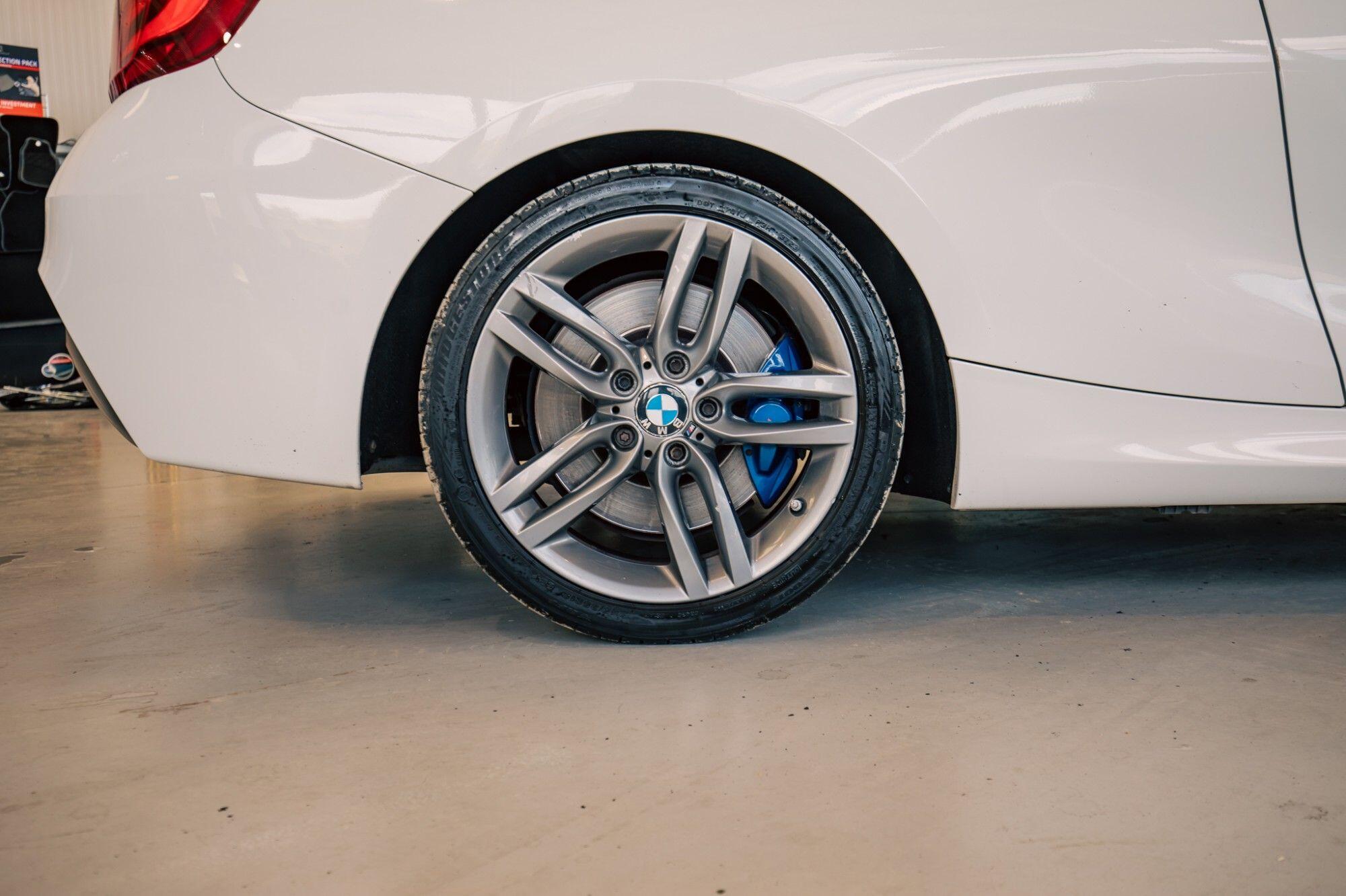 BMW 2 Series view 7