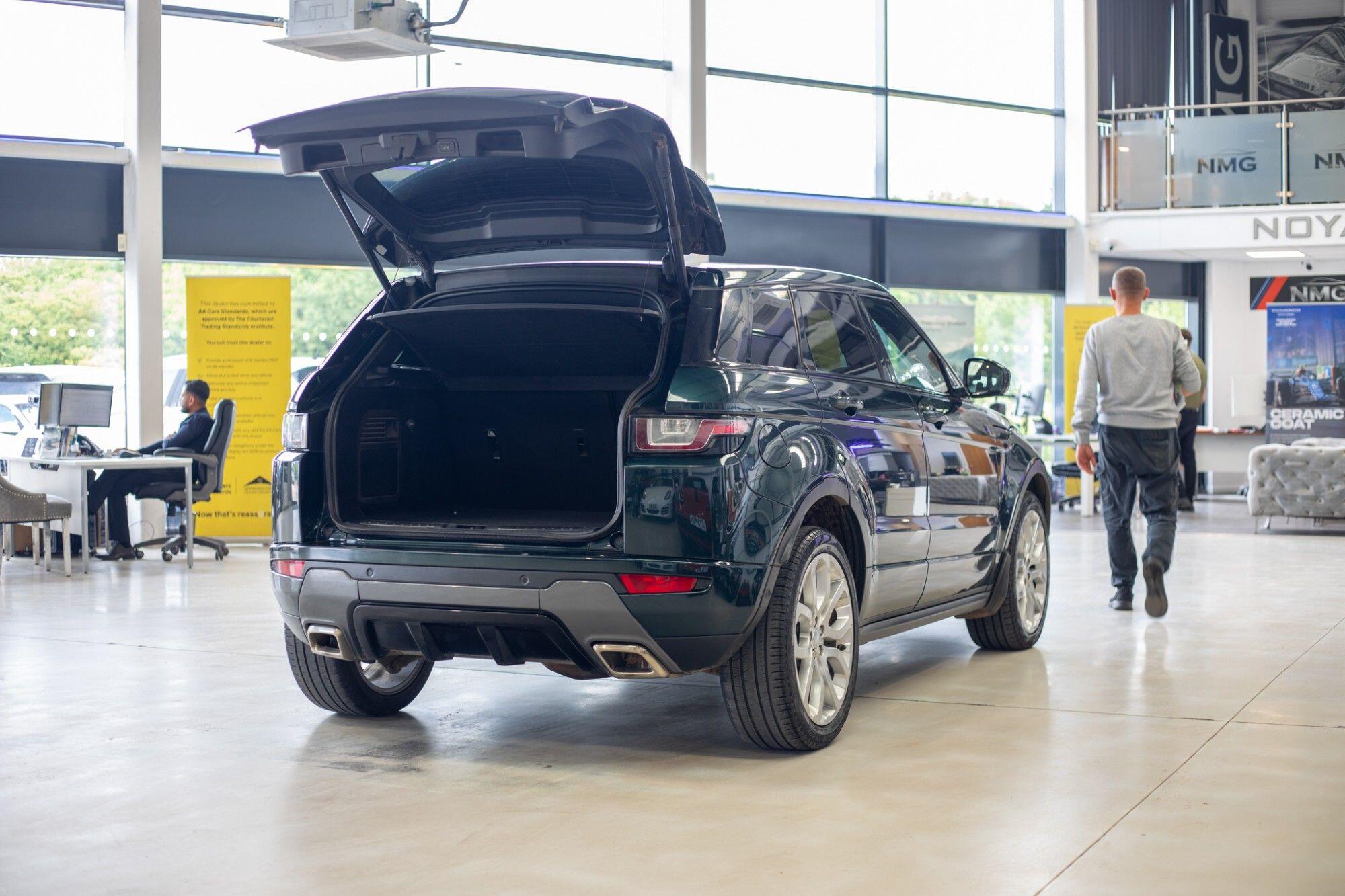 Land Rover Range Rover Evoque view 34