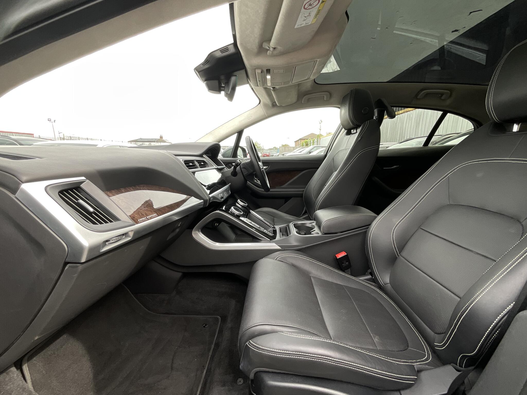 Jaguar I-Pace view 19